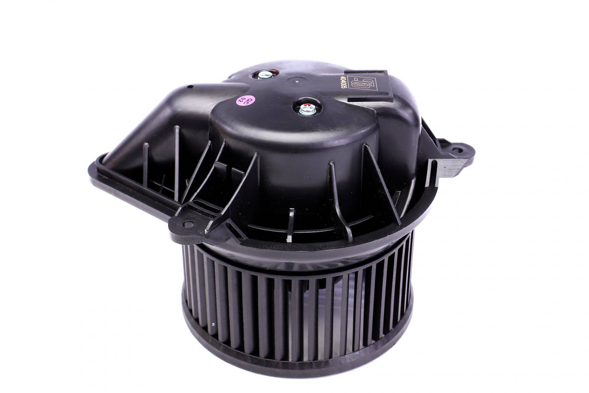 Моторчик пічки Nissan Primastar/Opel Vivaro/Renault Trafic 1.9-2.5 dCi 01-