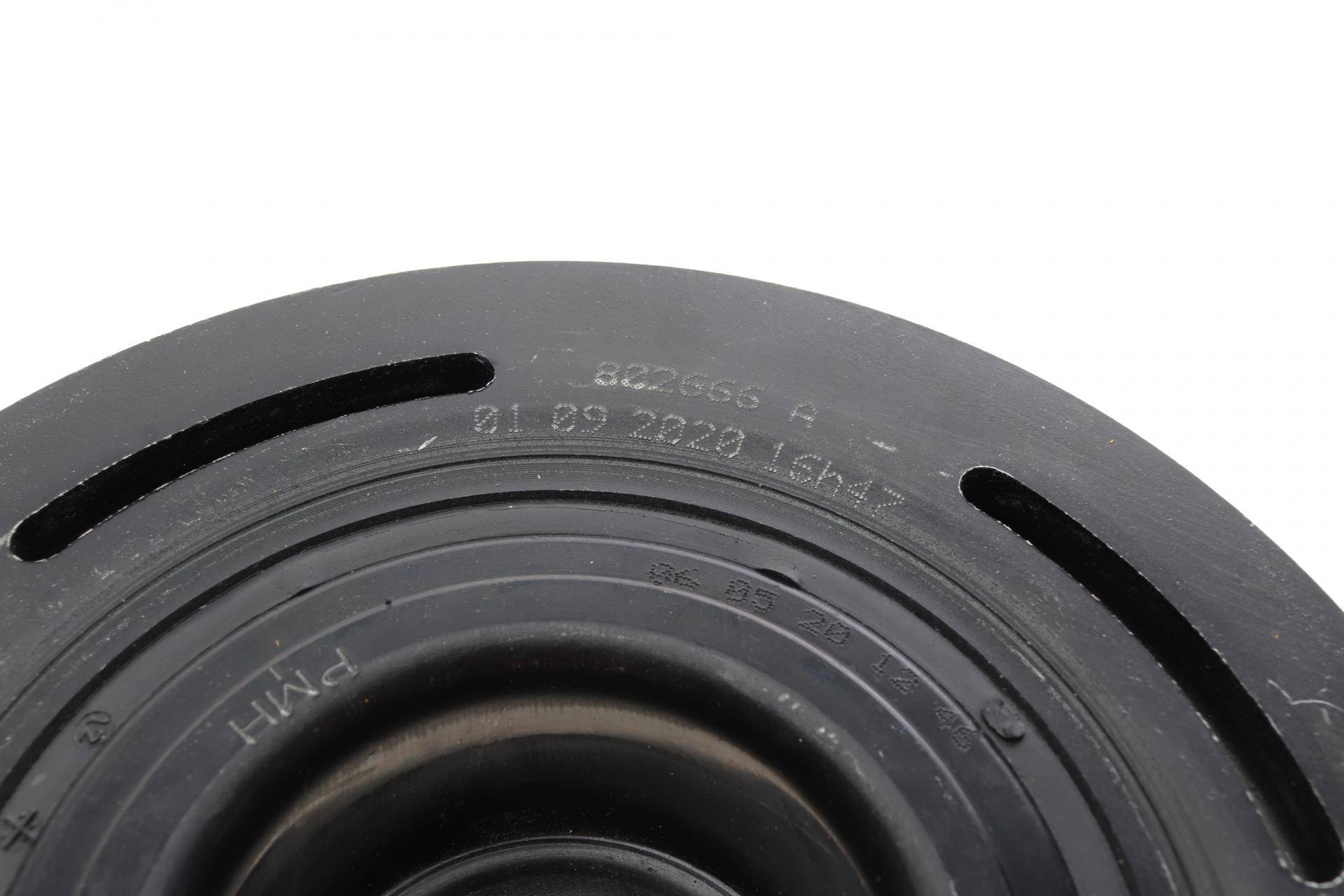 Шків колінвалу Renault Trafic/Opel Vivaro 2.5DCI 06- (7PK)