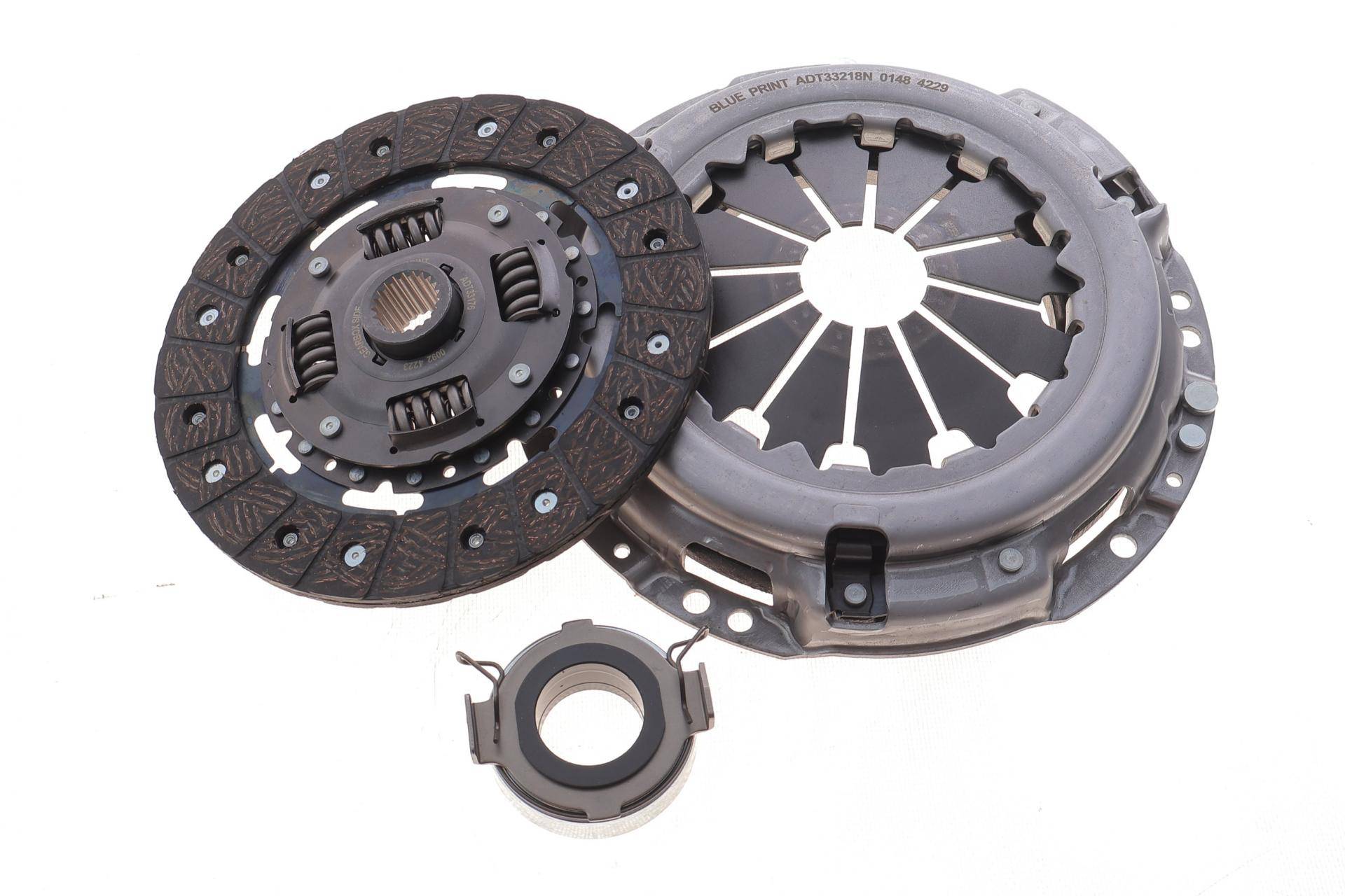 Комплект сцепления Toyota Corolla1.3-1.6 87-07 (d=200mm) (+выжимной)