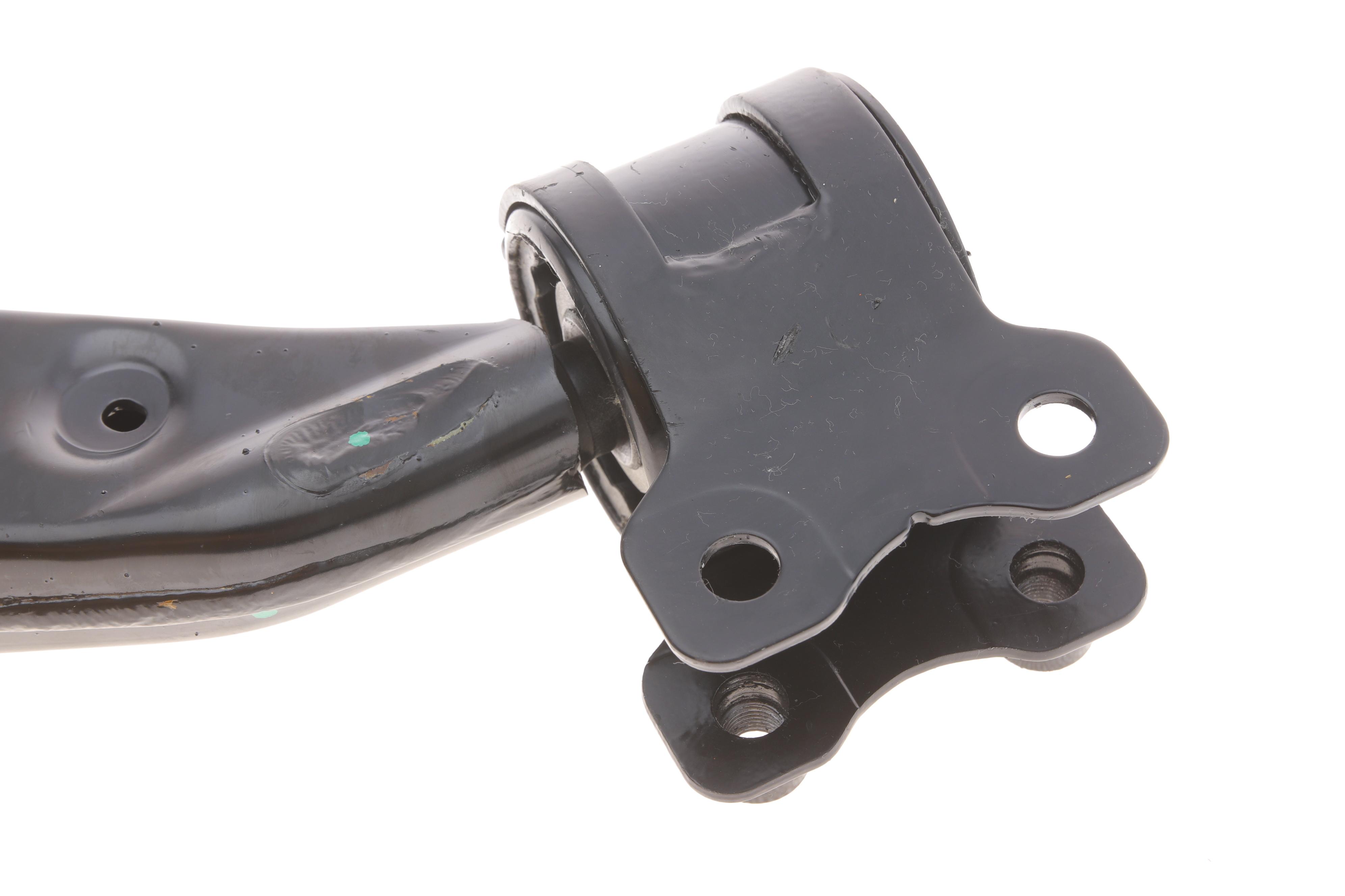 Важіль підвіски (передній/знизу) (L) Mazda 3/5 03-10