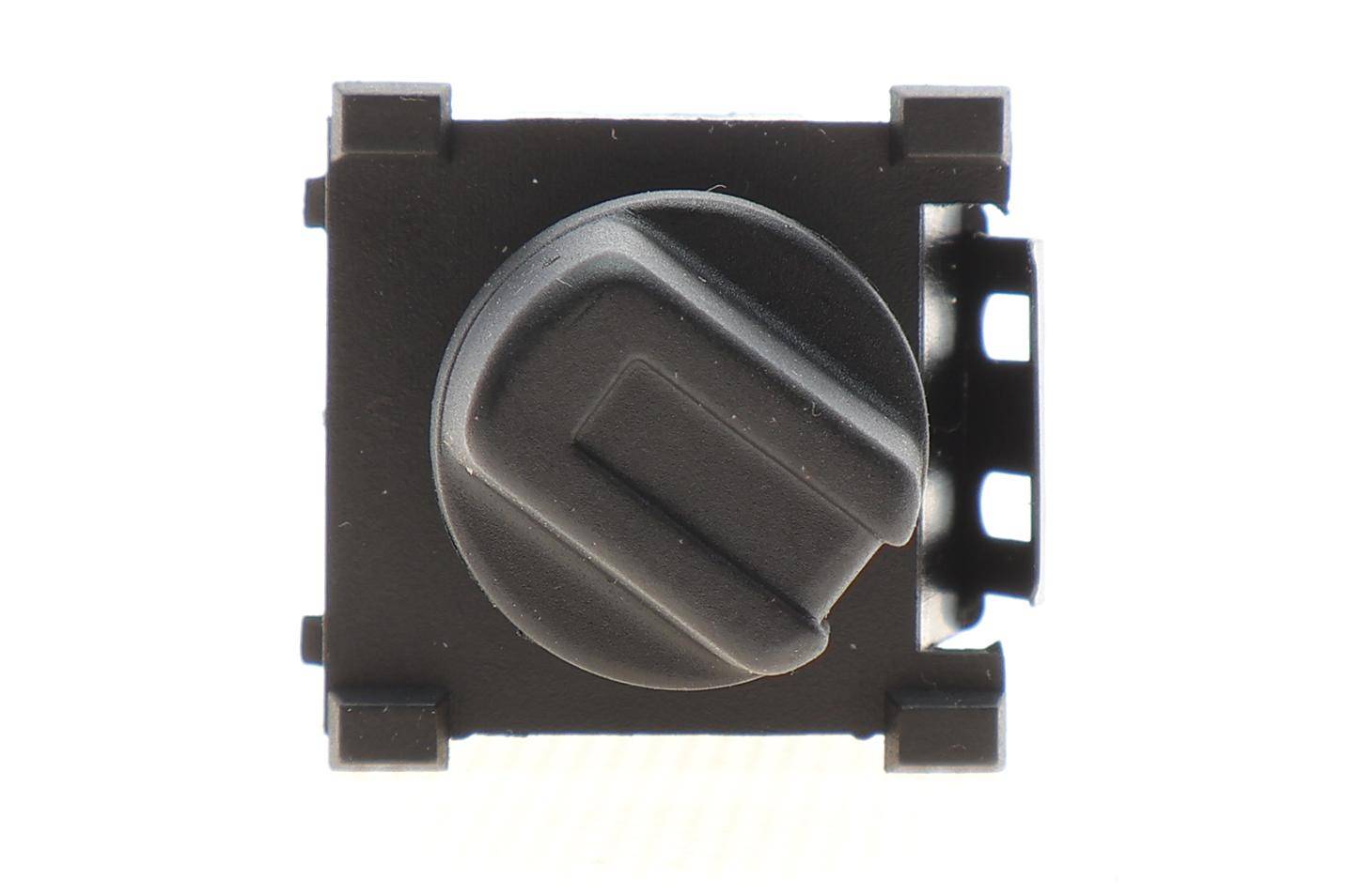 Перемикач пічки VW Caddy I/LT 40-55 82-96