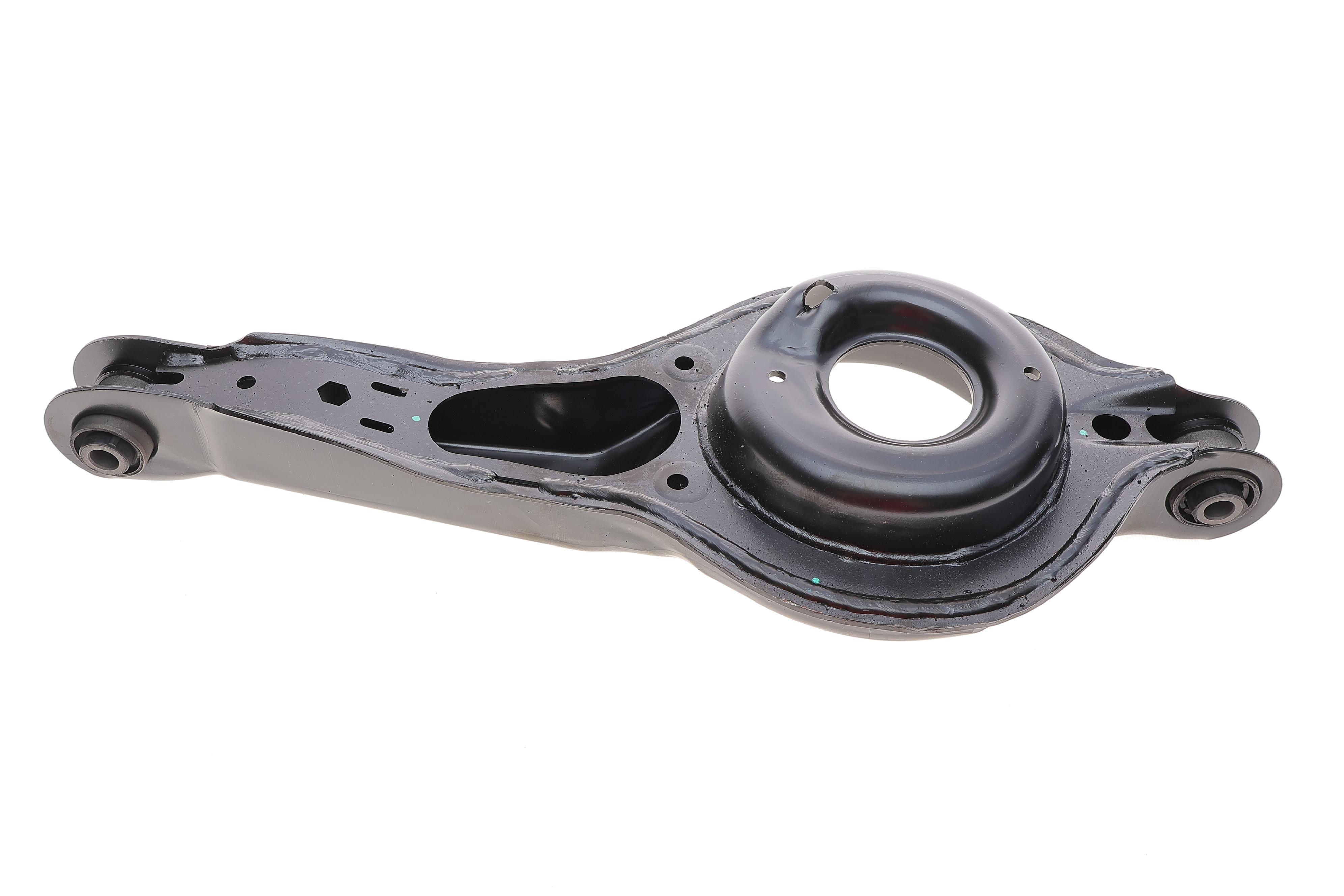 Важіль підвіски (задній/знизуі) Ford Focus III 10-