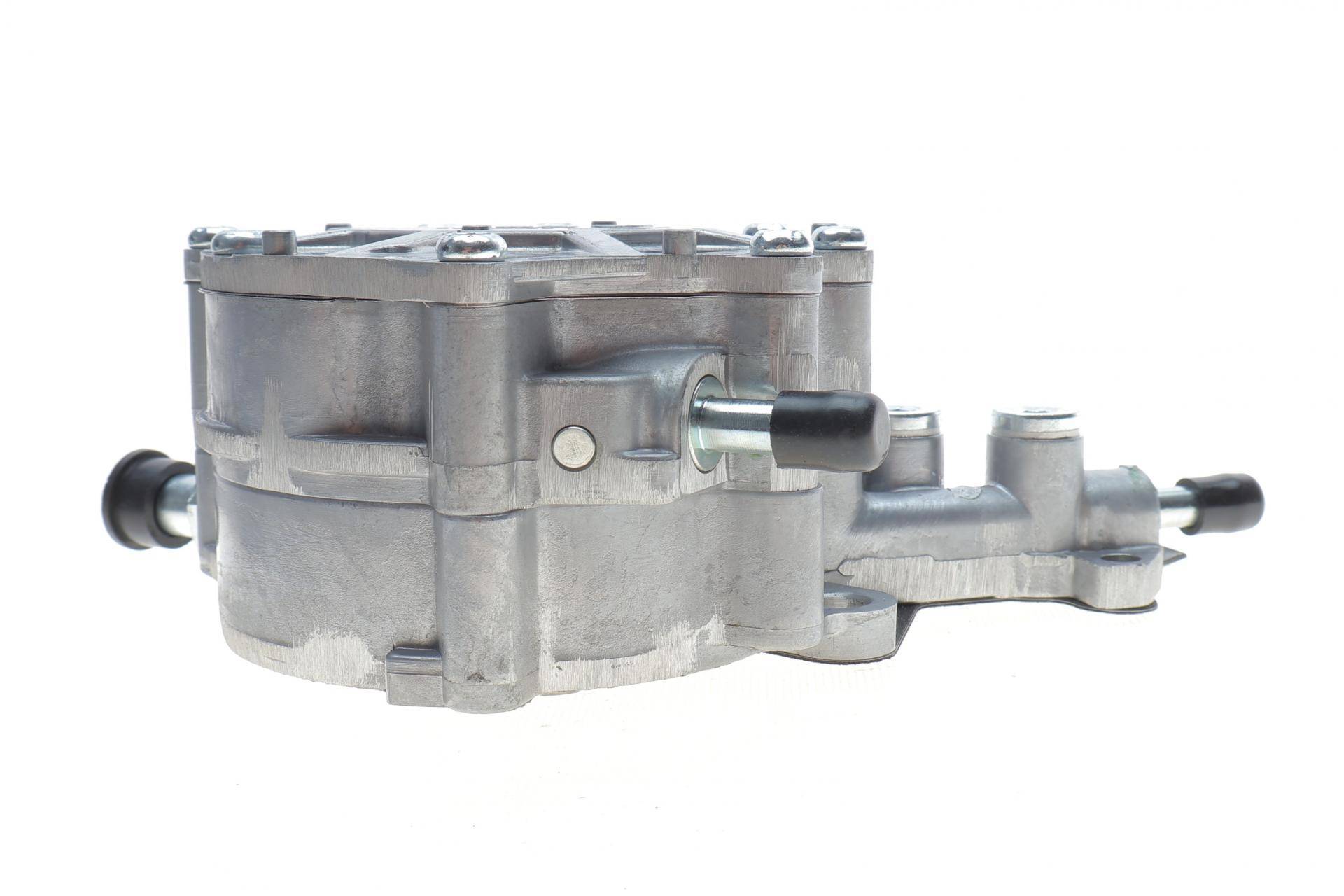 Насос тандемний (вакуумно-паливний) VW Caddy III/ T5 1.9 TDI/ 2.0 SDI/ 2.0 TDI 04-10