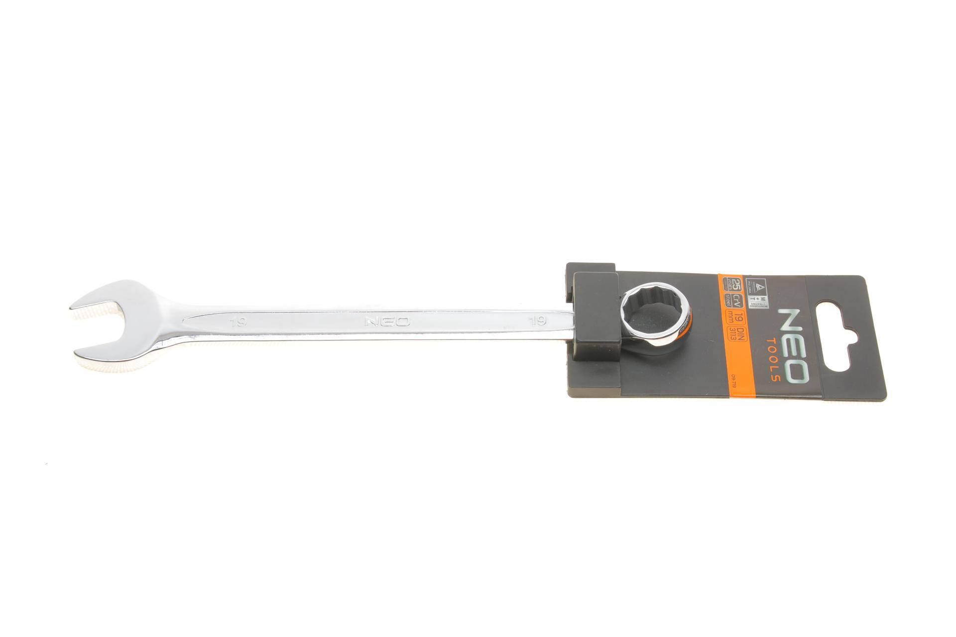 Ключ ріжково-накидний 19 мм L-230 мм