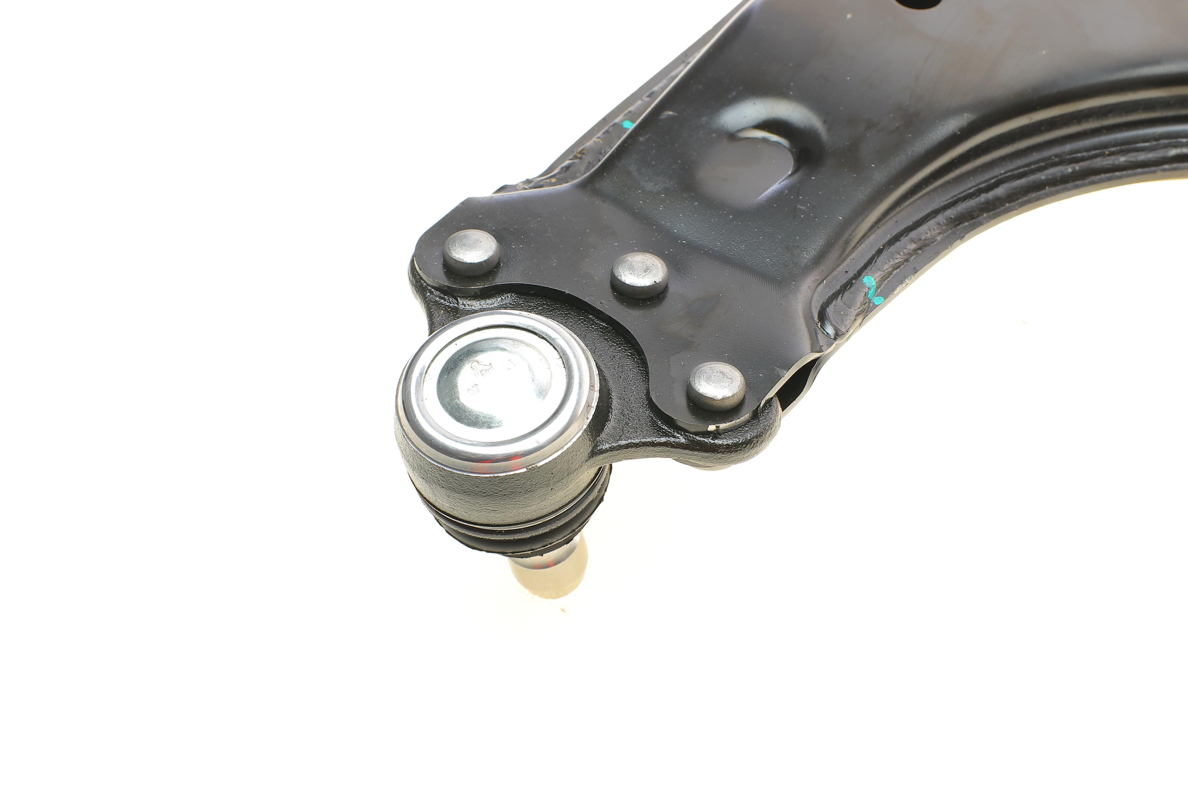 Важіль підвіски (передній/знизу) (R) Opel Astra G 98-09/Zafira A 99-05 (з кульовою)