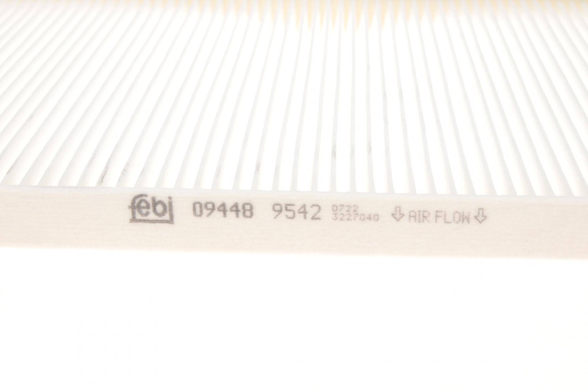 Фільтр салону Audi A6 1.8/2.0/2.3 94-