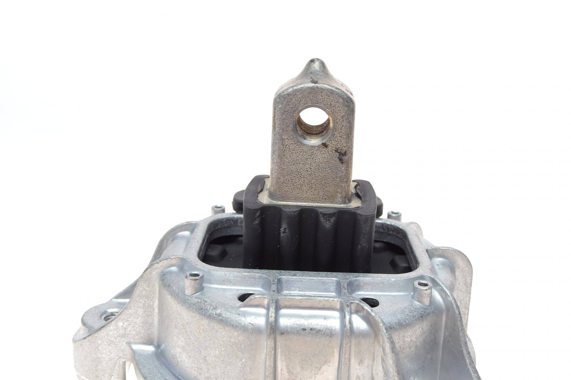 Подушка двигуна BMW 5 (F10/F11)/5 Gran Turismo (F07) 1.6-3.0 10-17