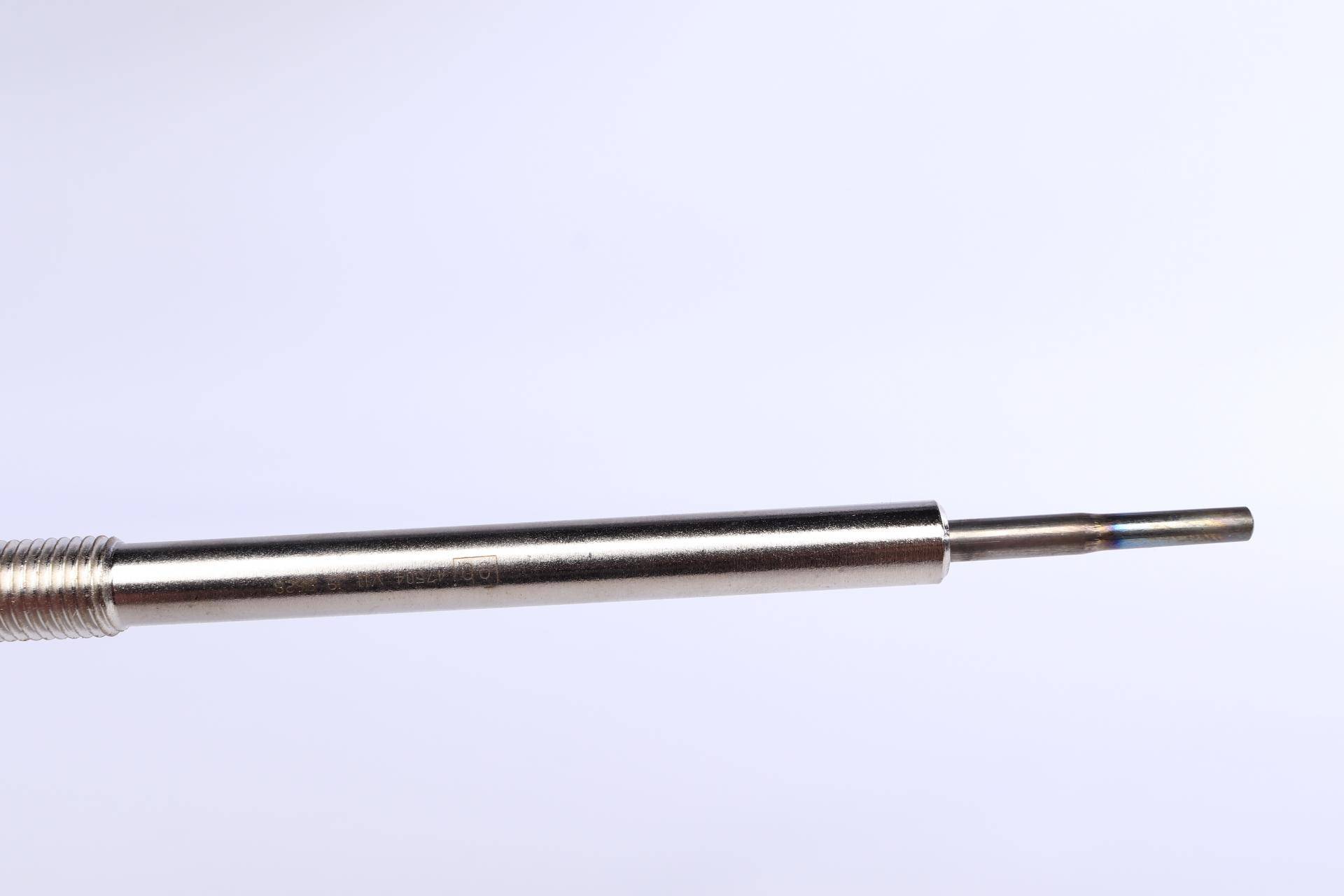 Свічка розжарювання Mitsubishi L200/Pajero IV 2.5DI-D/3.2DI-D 05- (11V/166mm M10x1.25)