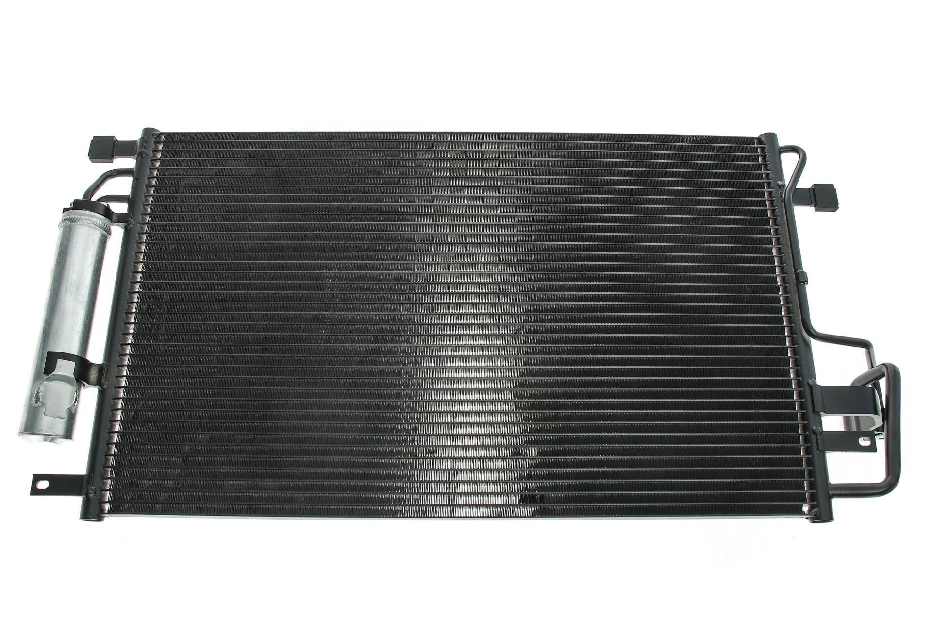 Радіатор кондиціонера Hyundai Tucson/Kia Sportage 2.0D 04-