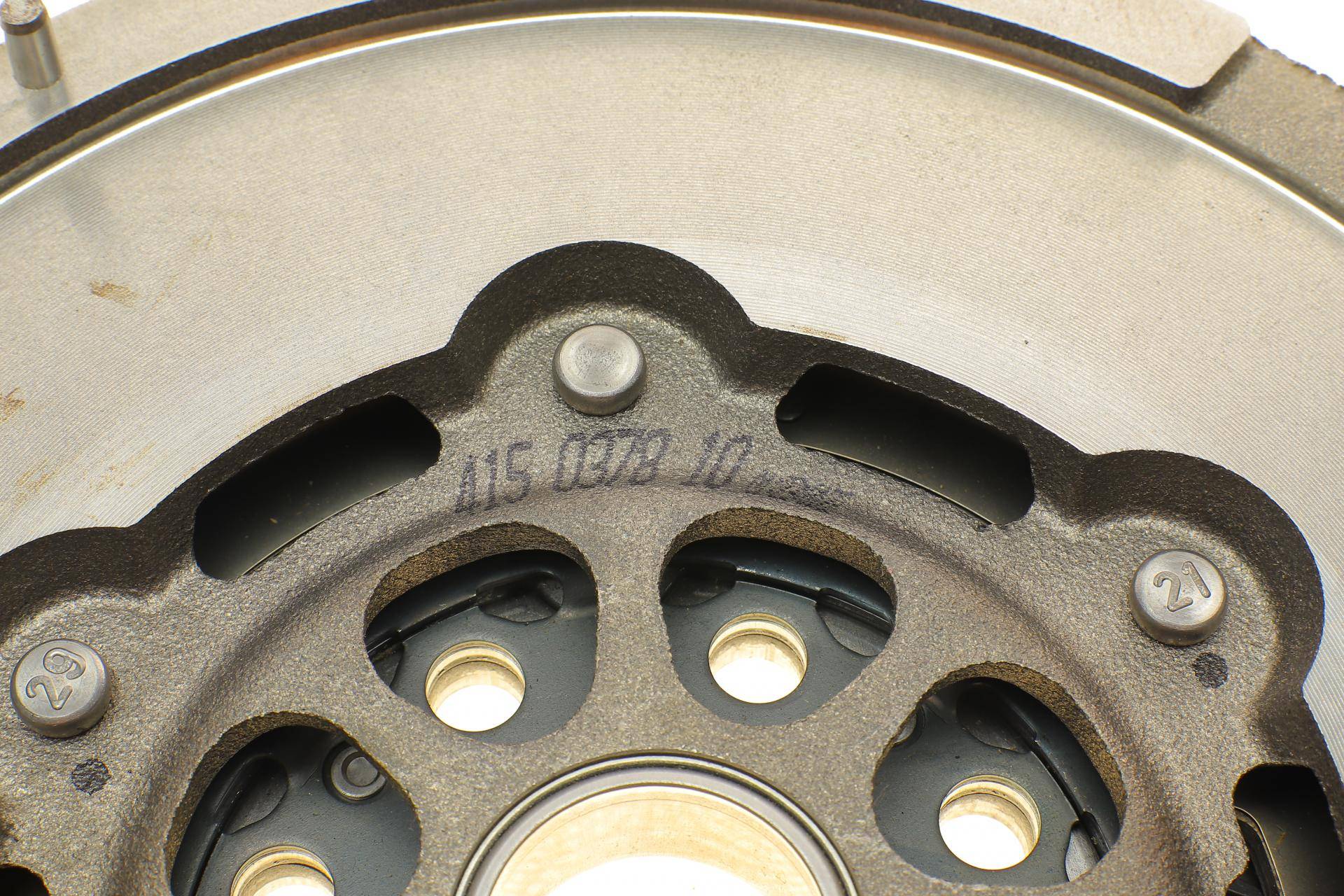 Демпфер зчеплення Ford Transit 2.0TDCi 00-06 (92kW) FWD