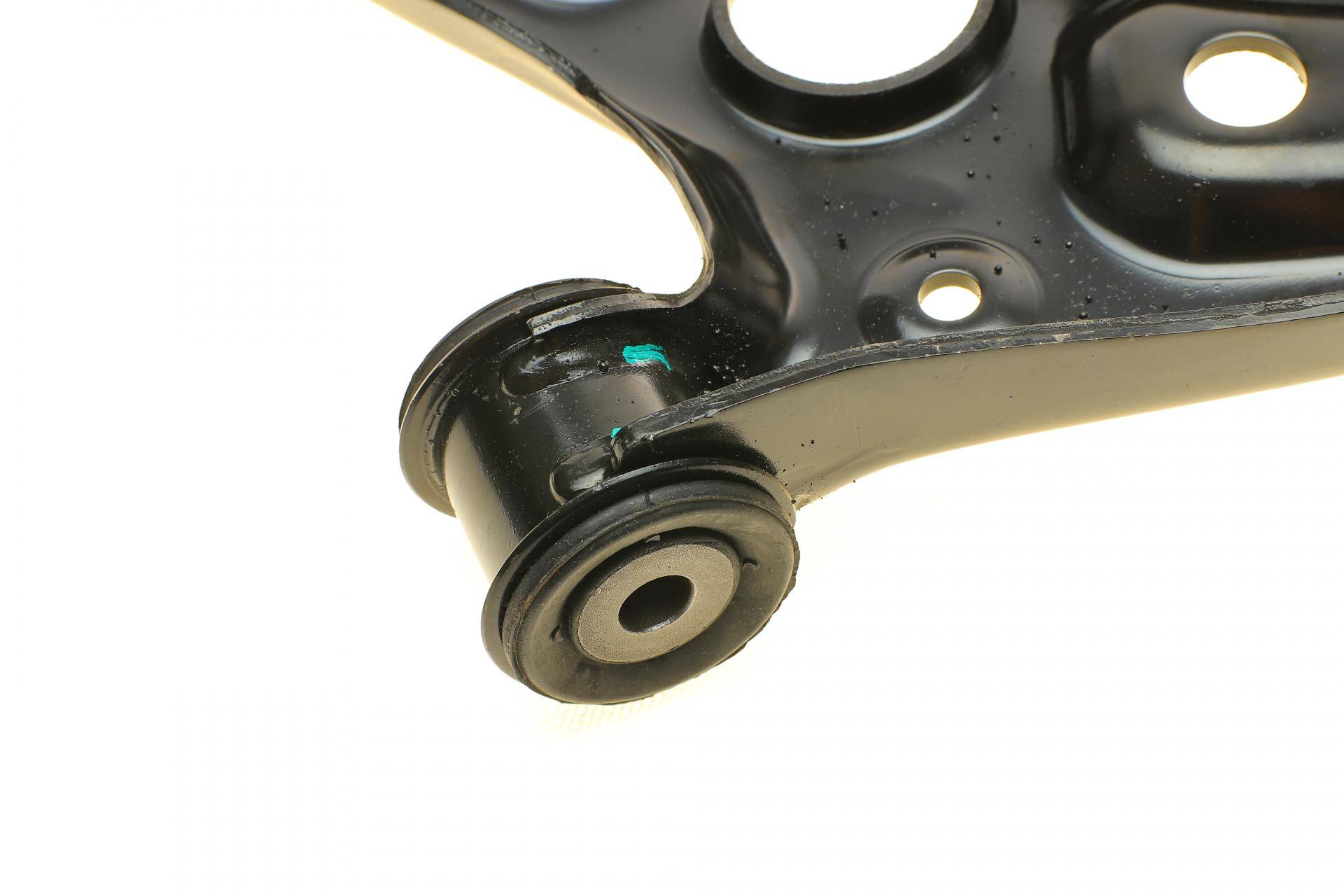 Важіль підвіски (передній) (R) Skoda Octavia III/VW Golf VII 12-