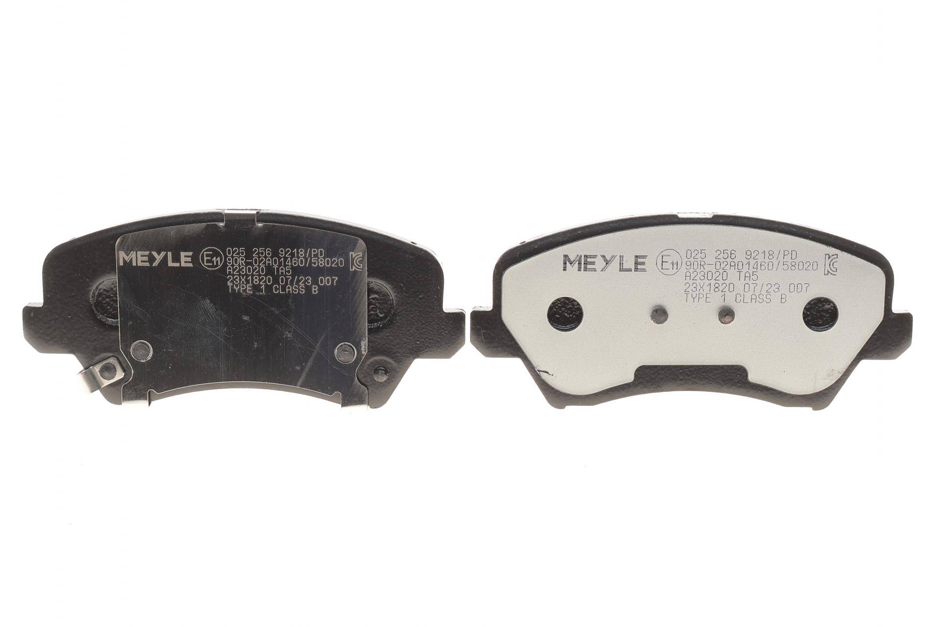 Колодки гальмівні (передні) Hyundai Elantra 10-/ i30 11-/ Kia Ceed 12- (Bosch) (PREMIUM)