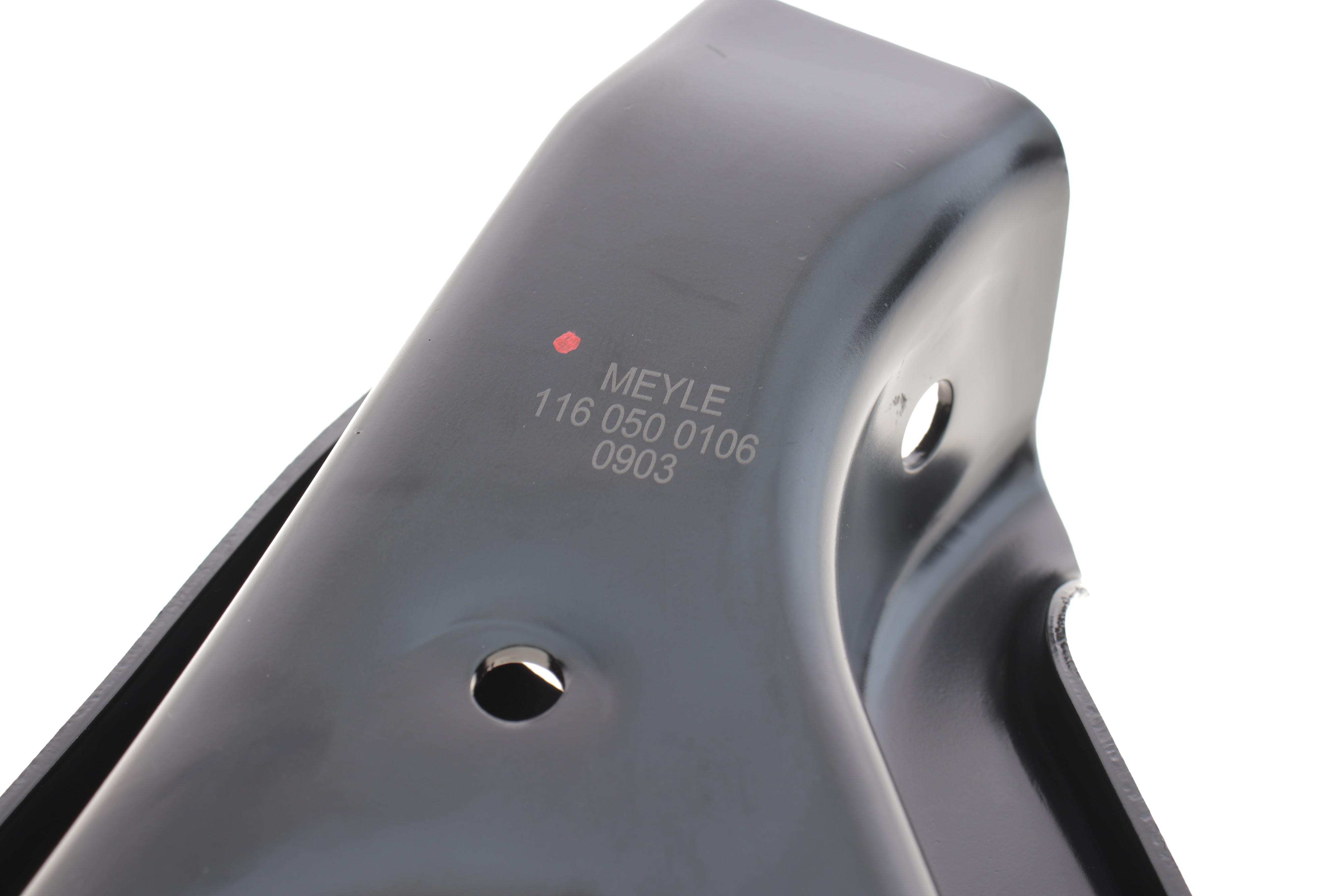 Важіль підвіски (задній/знизу) (R) Audi Q7/VW Touareg/Porsche Cayenne 2.5D-6.0D 02-18