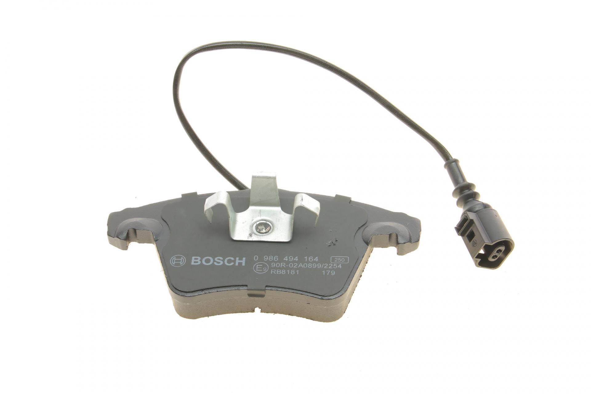 Колодки гальмівні (передні) VW Touareg 2.5TDI 03-10