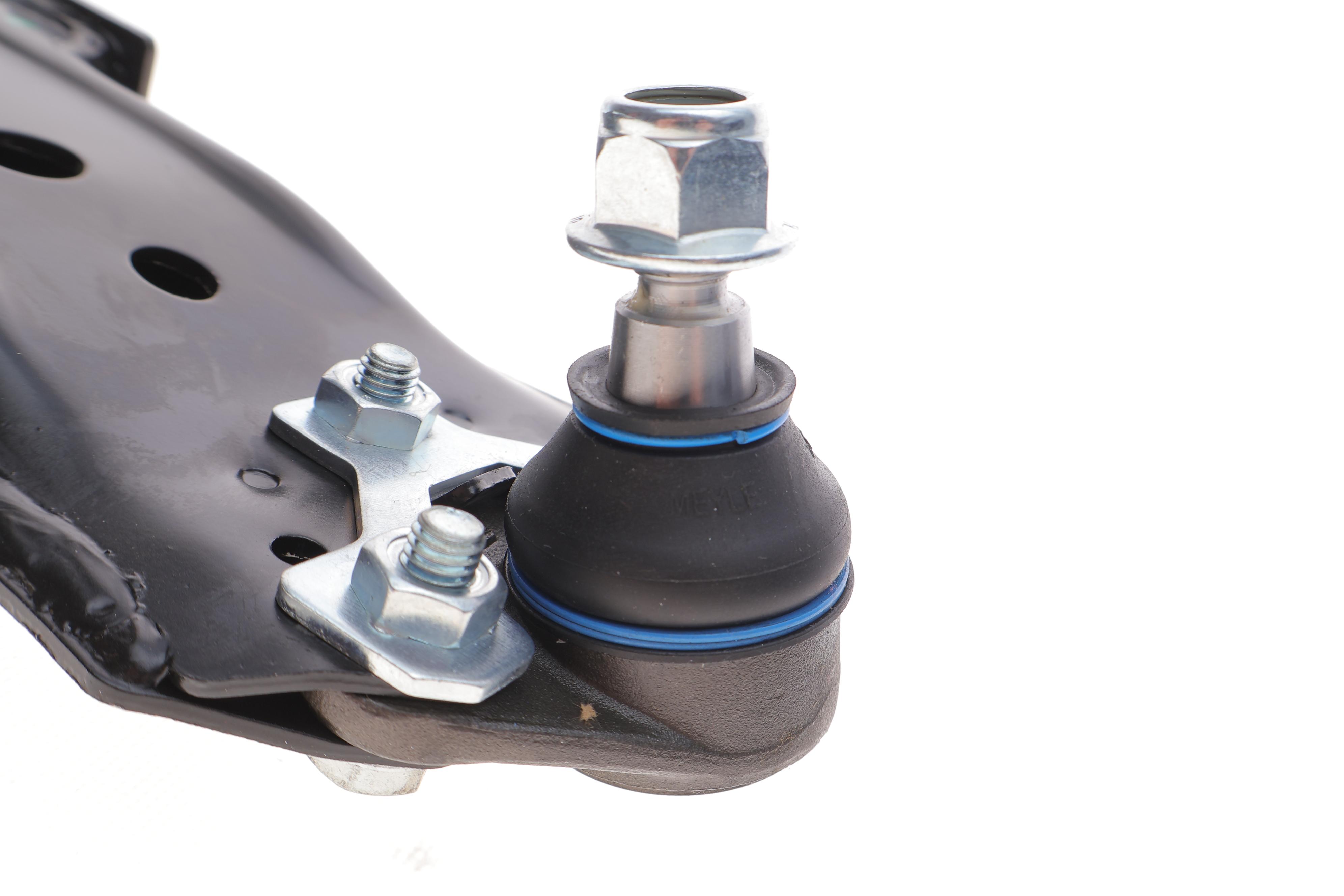 Важіль підвіски (передній/знизу) (R) Audi A3/Skoda Octavia/VW Bora/Golf (з кульовою) 96-10