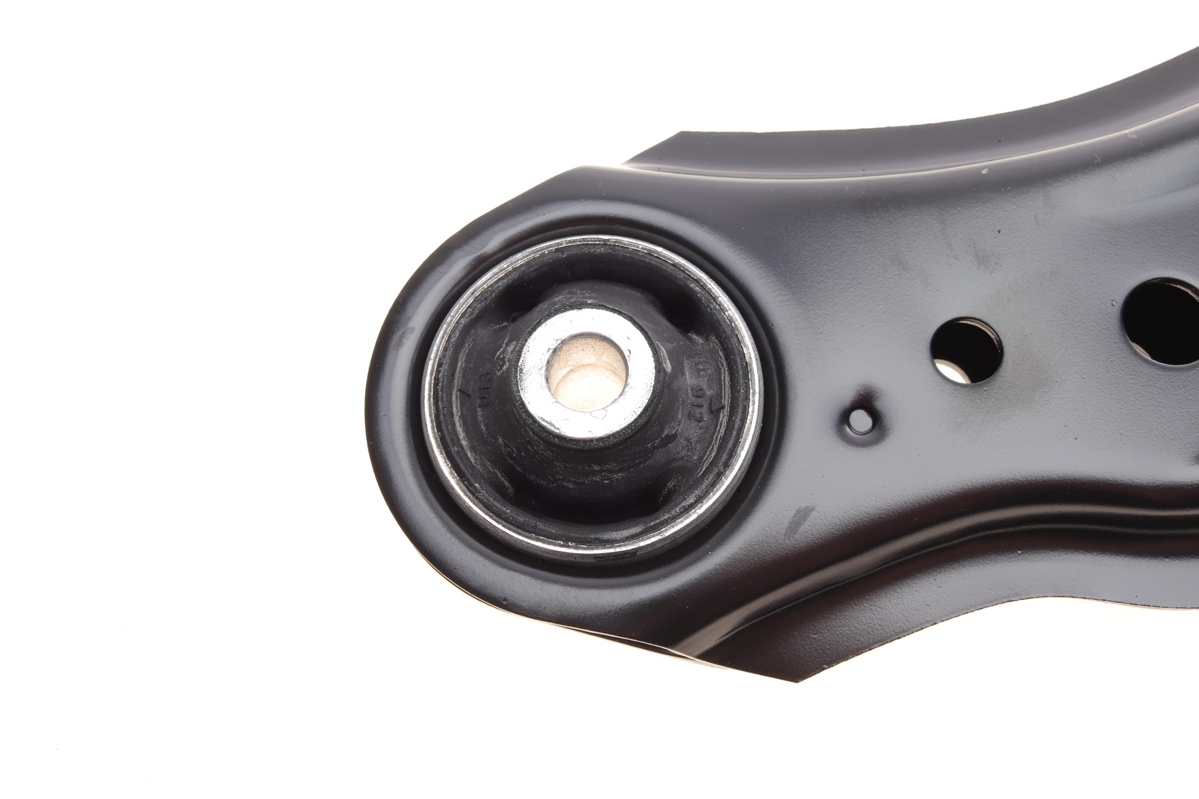 Важіль підвіски (передній/знизу) Audi A3/Seat Toledo/VW Golf 96-06/Skoda Octavia 96-10 (без кульової