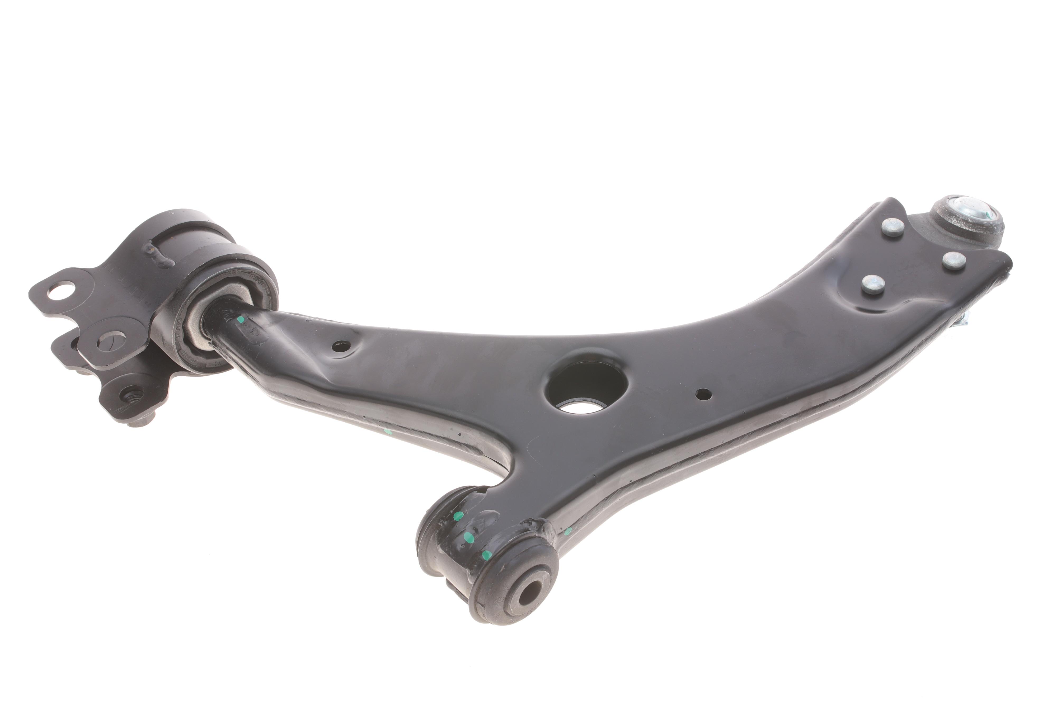 Важіль підвіски (передній/знизу) (R) Ford C-Max 07-10/Focus/Volvo C30/C70/S40/V50 04-12 (з кульовою)