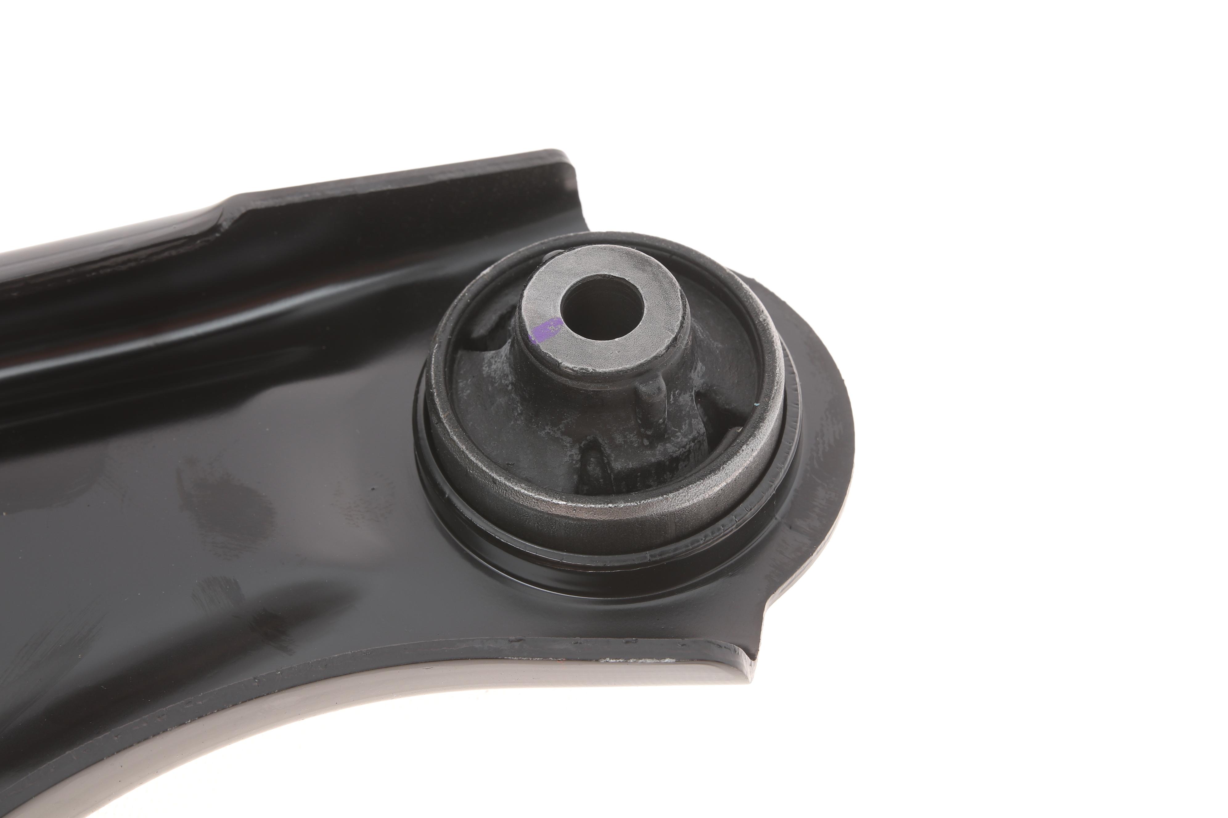 Важіль підвіски (передній/знизу) (L) Nissan Qashqai II 13-/Renault Kadjar 15- (з кульовою)