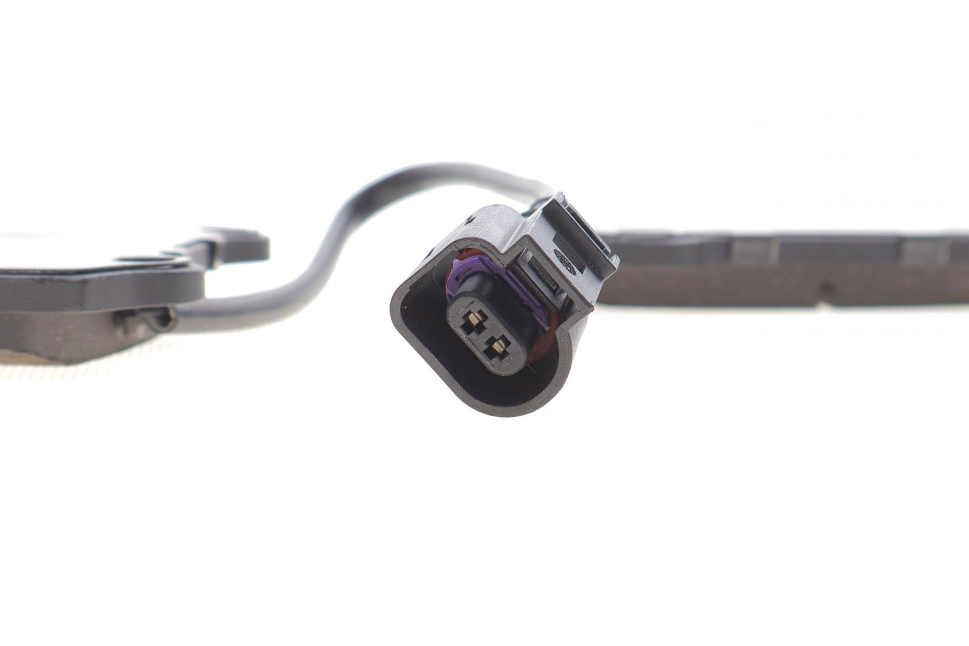 Колодки гальмівні (передні) Seat Leon/Toledo 98-06 (+датчик)