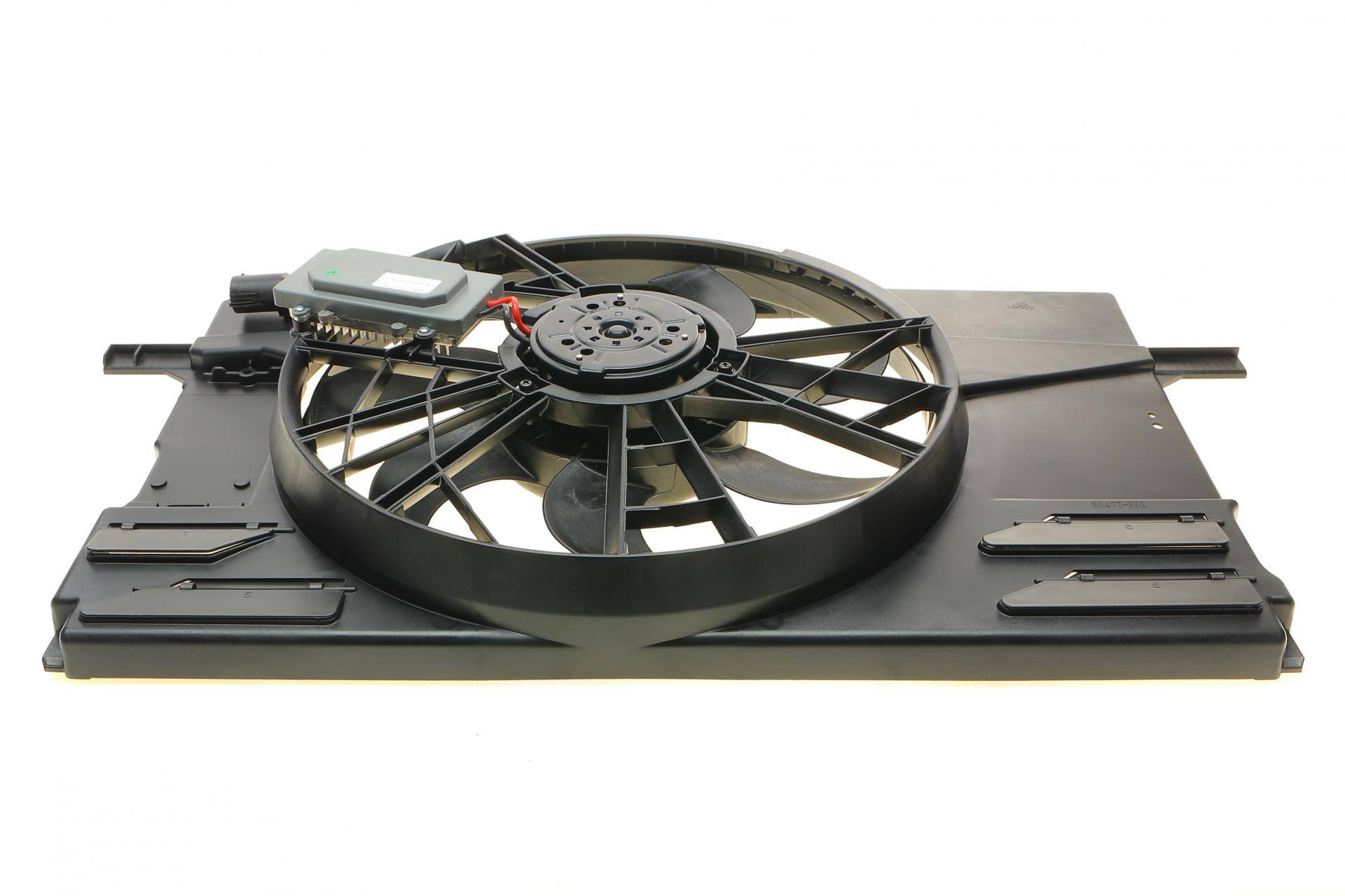 Вентилятор радіатора Volvo C30/C70/S40/V50 2.4/2.5 04-12 (з дифузором)