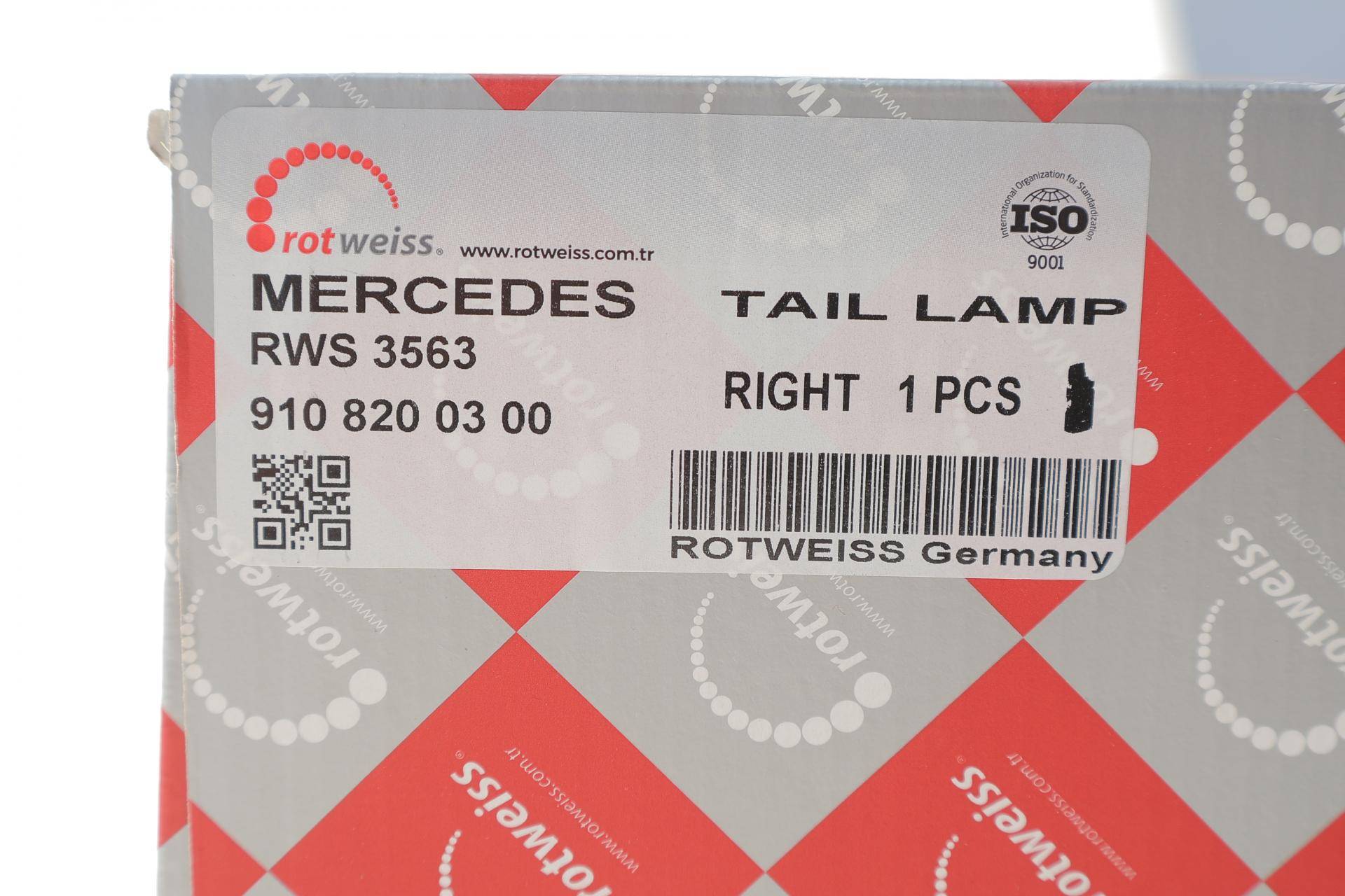 Ліхтар задній MB Sprinter W910 19- (R)