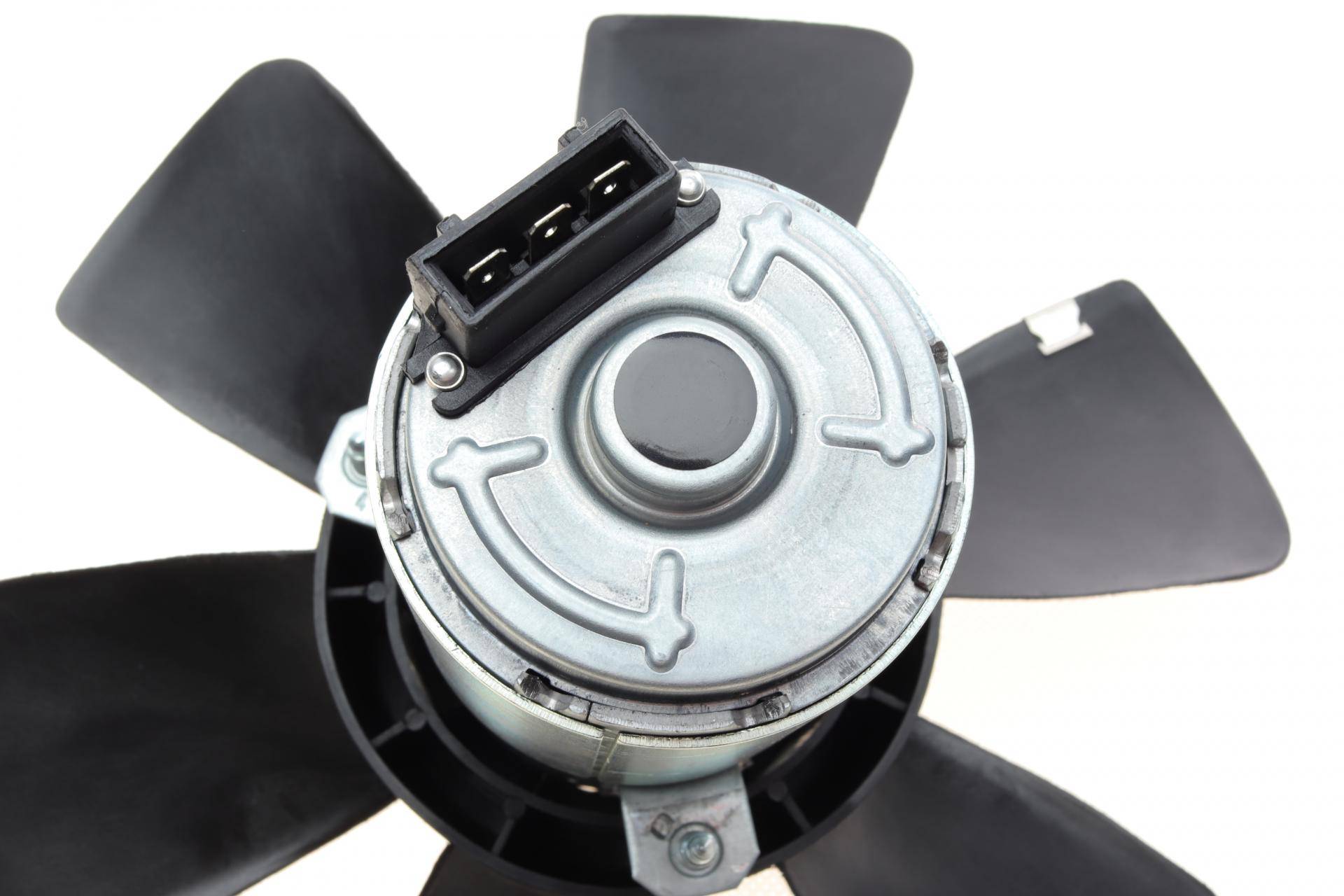 Вентилятор радіатора кондиціонера VW Caddy II/Golf II-III/Passat 1.0D-2.0 80-02