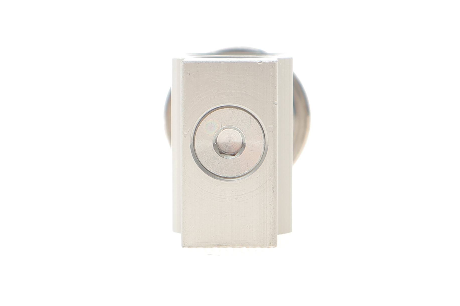 Клапан системи кондиціонування (розширювальний) BMW 5 (F10/F11/F07)/7 (F01/F02/F03/F04) 08-