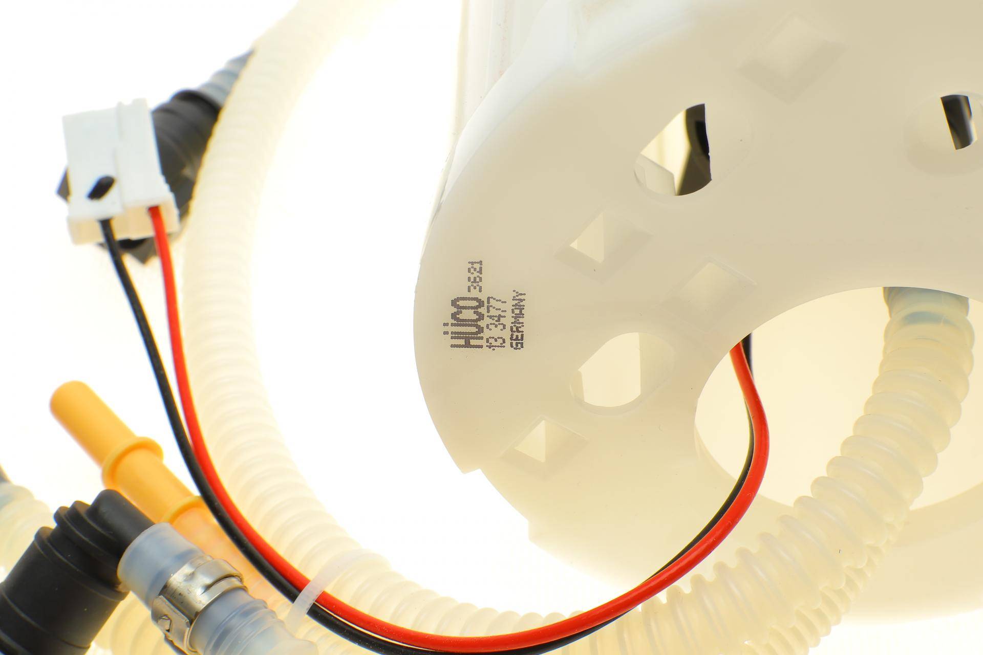 Насос паливний VW Touareg 3.6/4.2 FSI 05-10 (HÜCO)