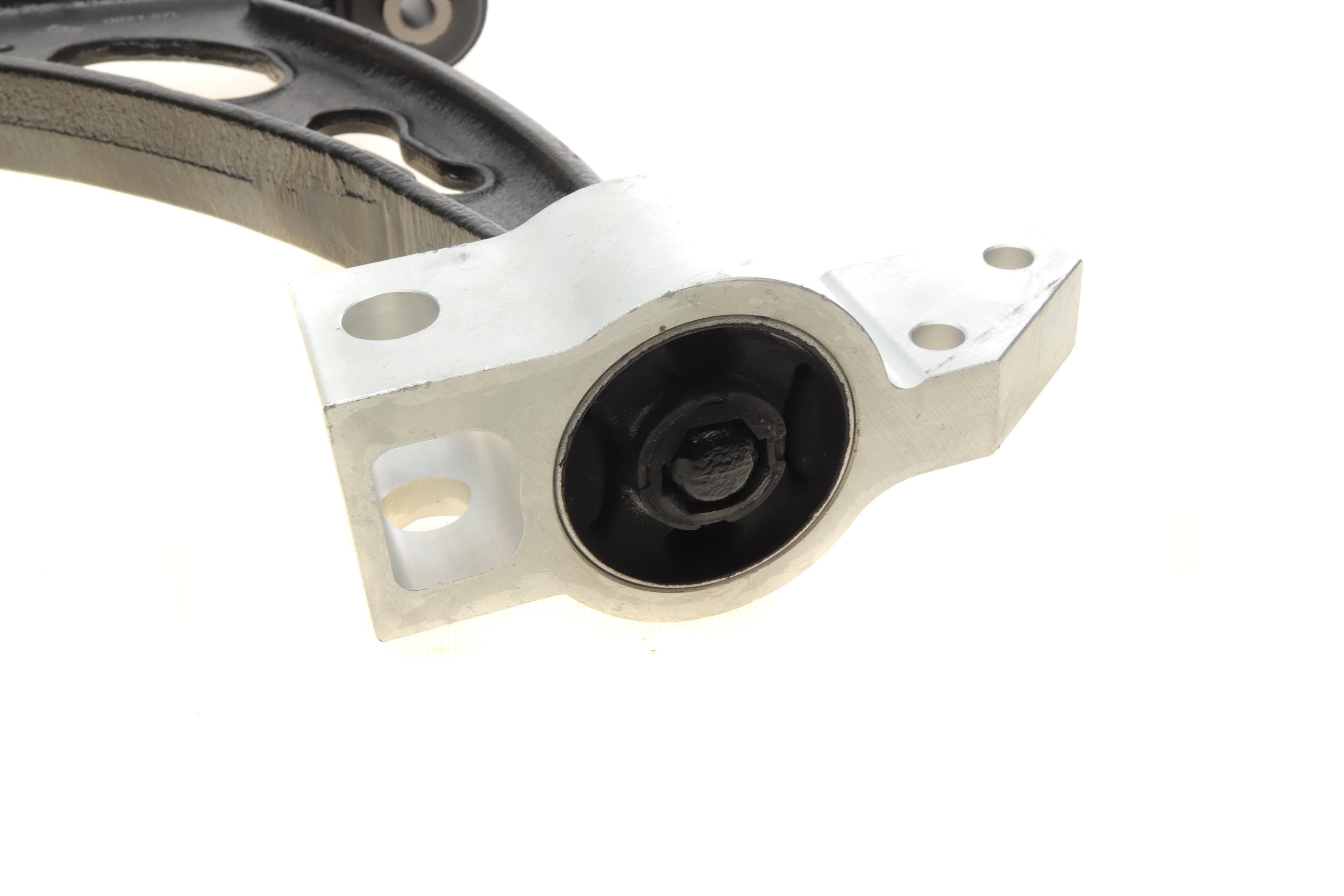 Важіль підвіски (передній/знизу) (L) Audi A3/Skoda Octavia/SuperB/VW Caddy III/Golf V/VI 03-