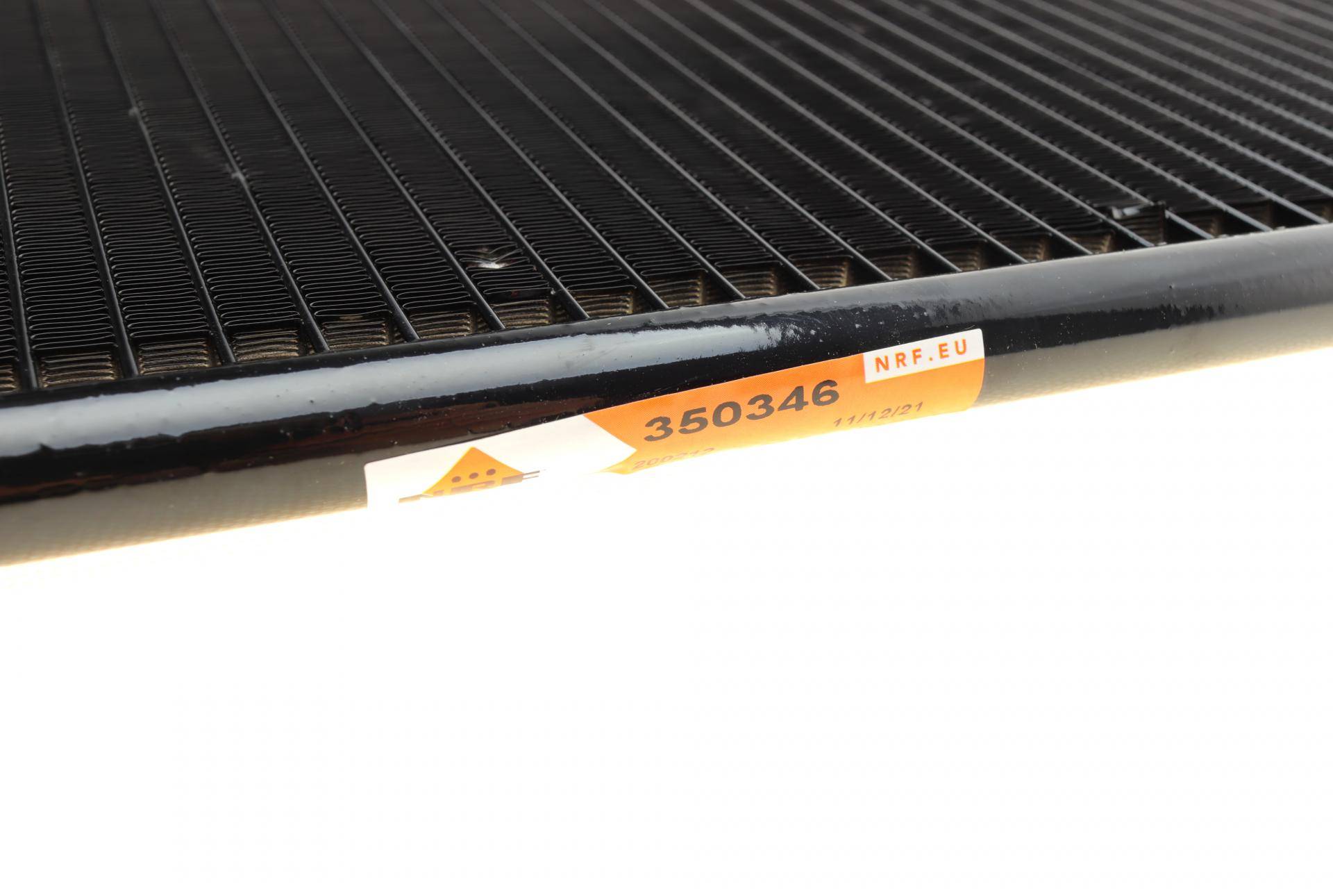 Радіатор кондиціонера Nissan Qashqai 1.6dCi 11-13 (643x391x12)