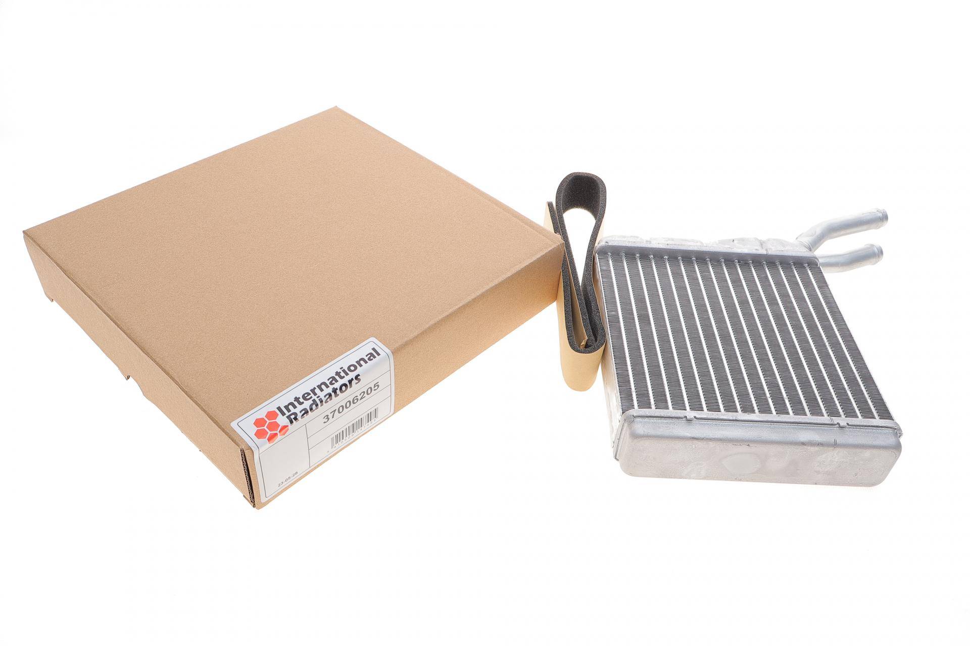 Радіатор пічки Opel Frontera A 92-98