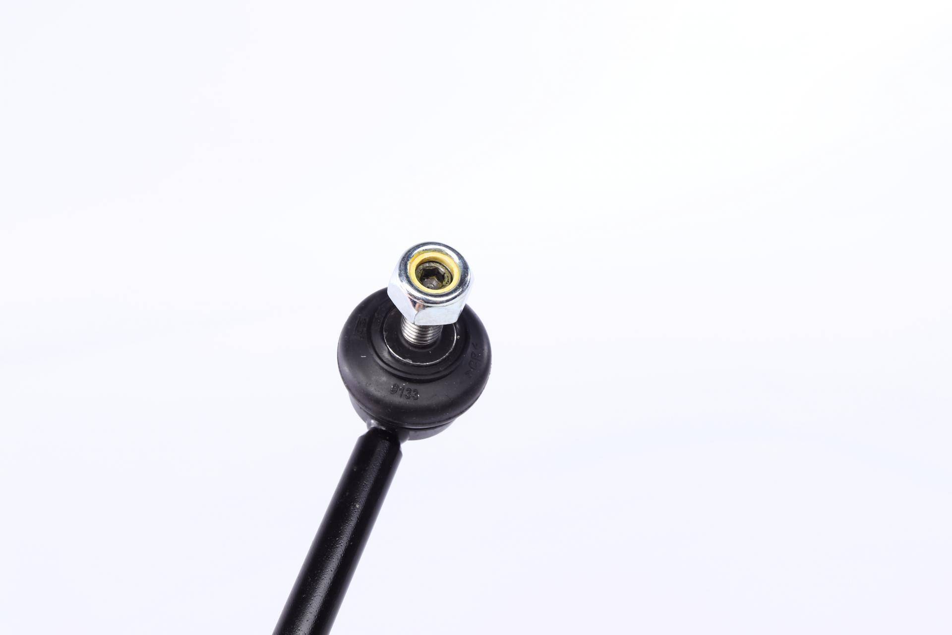 Тяга стабілізатора (переднього) (R) BMW 7 (E65/E66/E67) 01-08