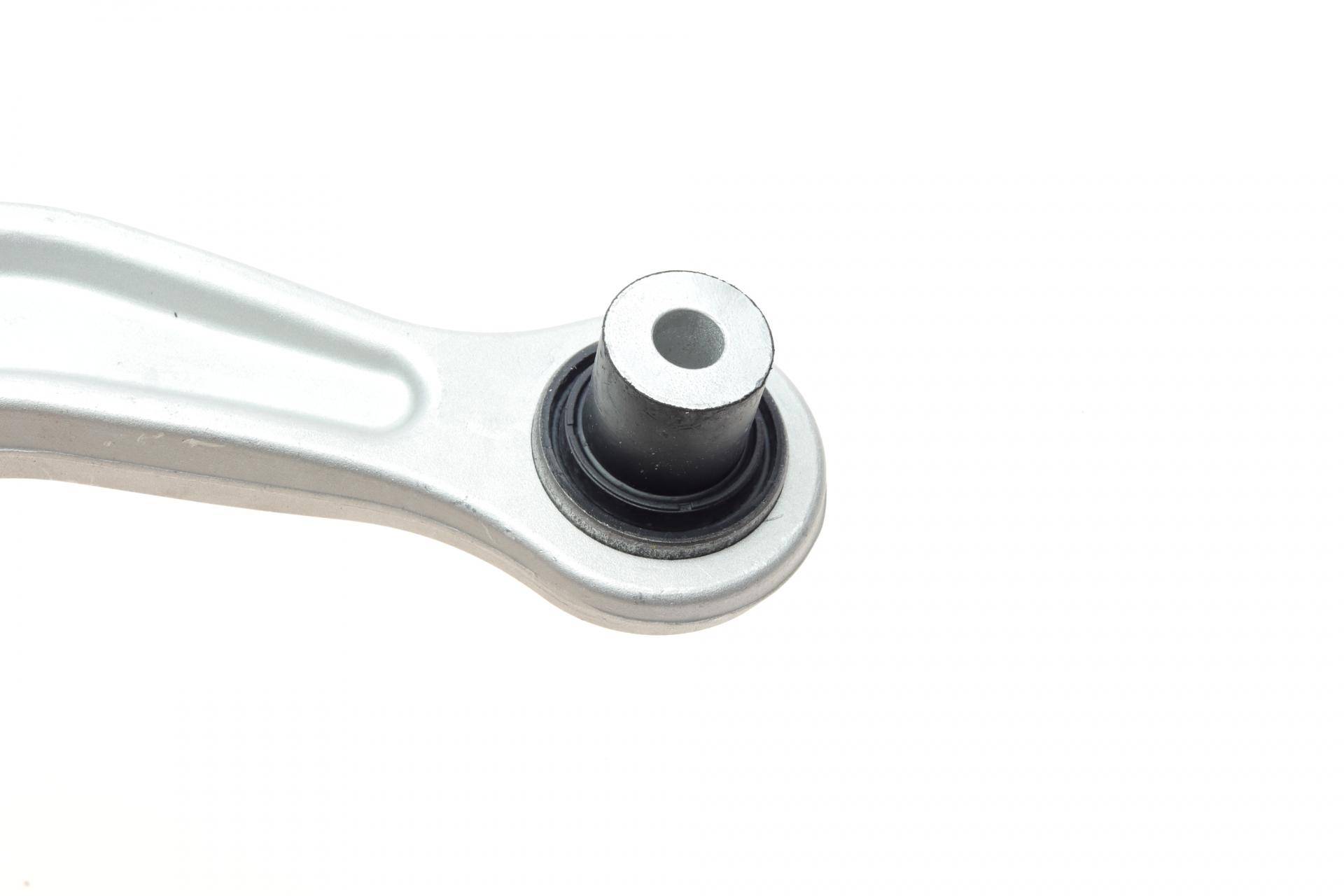 Важіль підвіски (задній) (L) BMW 5 (E60/61)/7 (E65-E67) 01-10 M47/M54/M57/N47/N52/N62