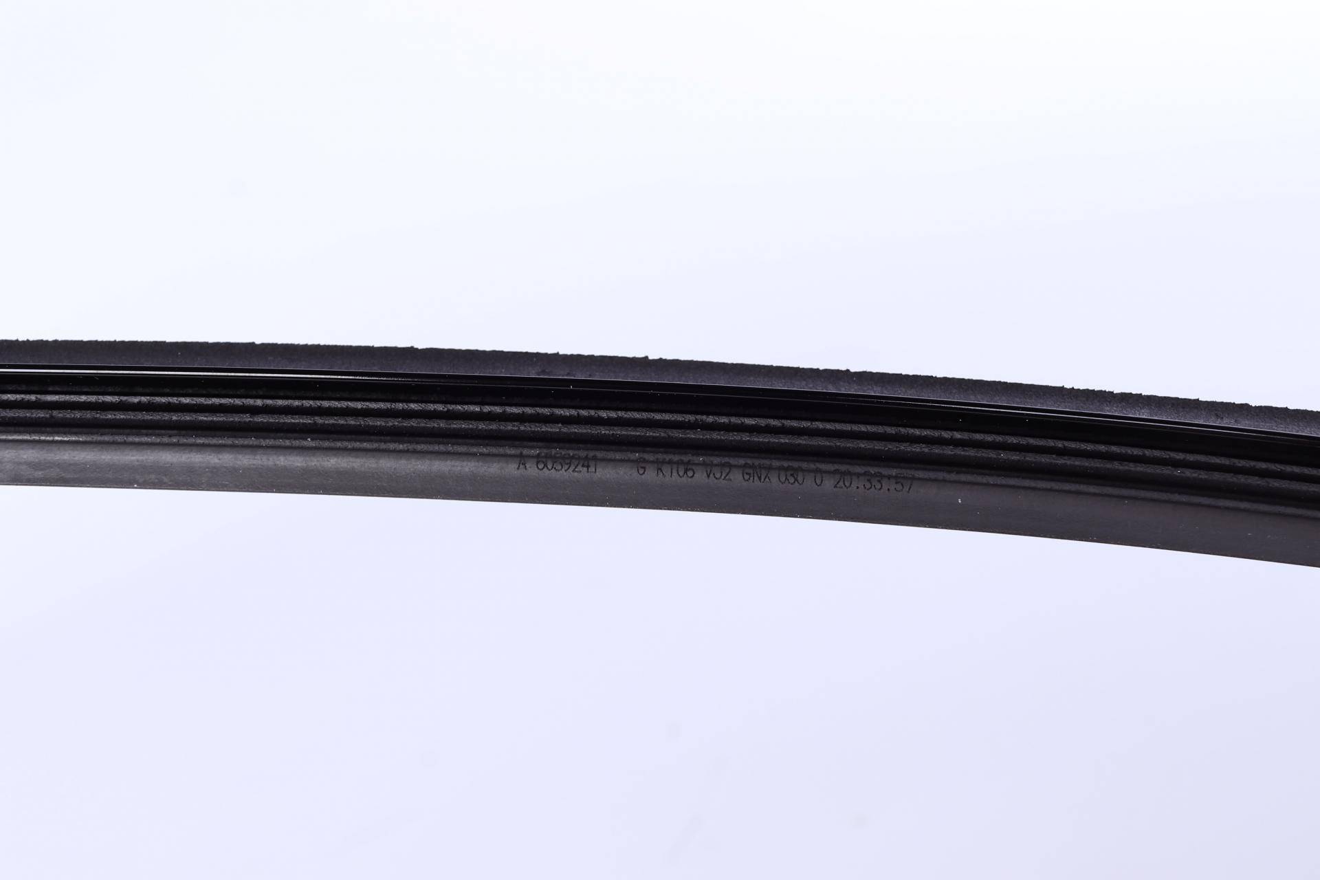 Щітки склоочисника (650/400мм) Toyota Avensis 08-