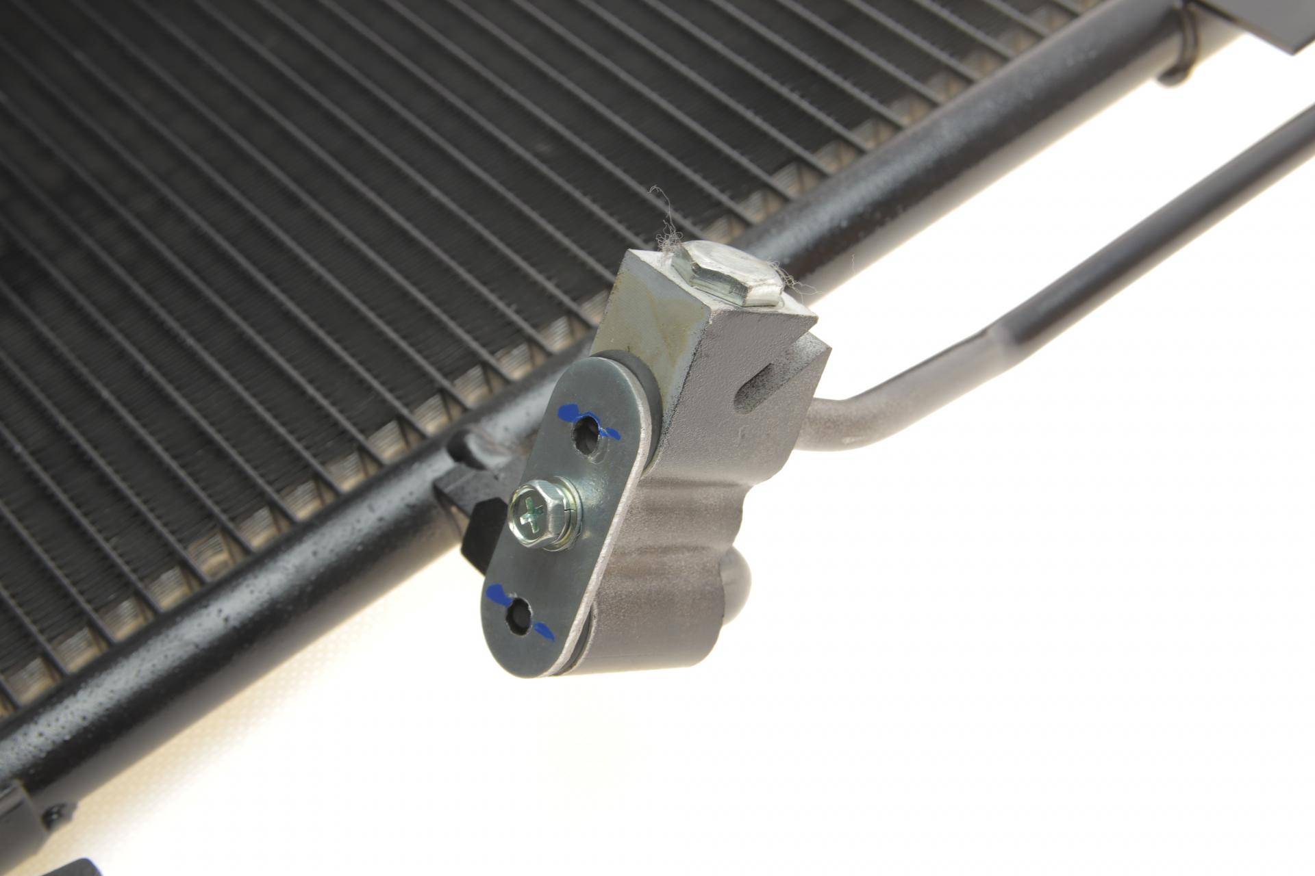 Радіатор кондиціонера MB Sprinter 906 06-