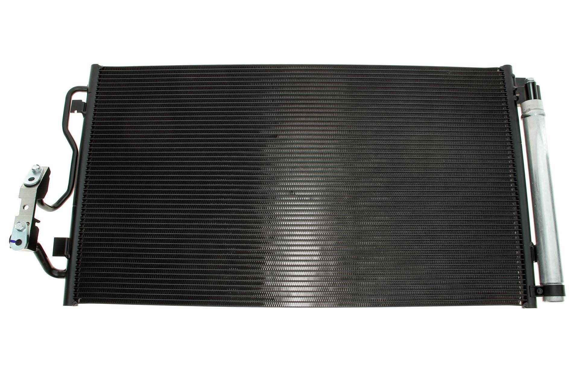 Радіатор кондиціонера BMW 1 (F20/F21)/3 (F30/F80) 11-