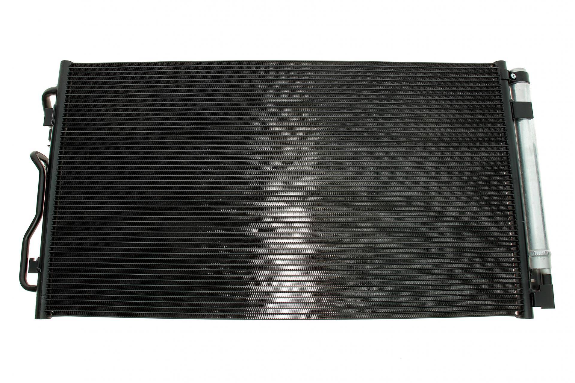 Радіатор кондиціонера BMW 1 (F20/F21)/3 (F30/F80) 11-