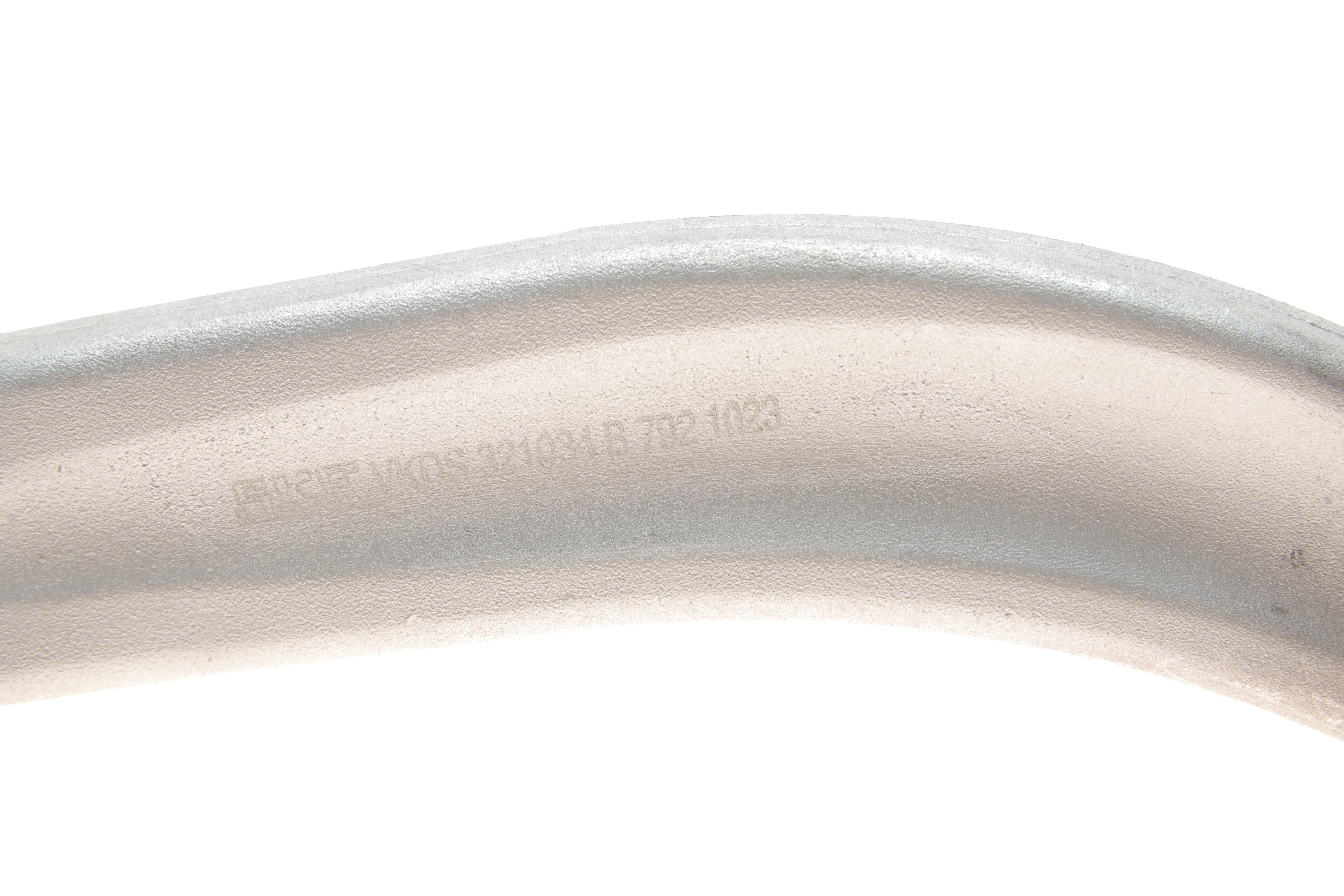 Важіль підвіски (передній/знизу) (L) Audi A4/A6/A8/VW Passat 94-09