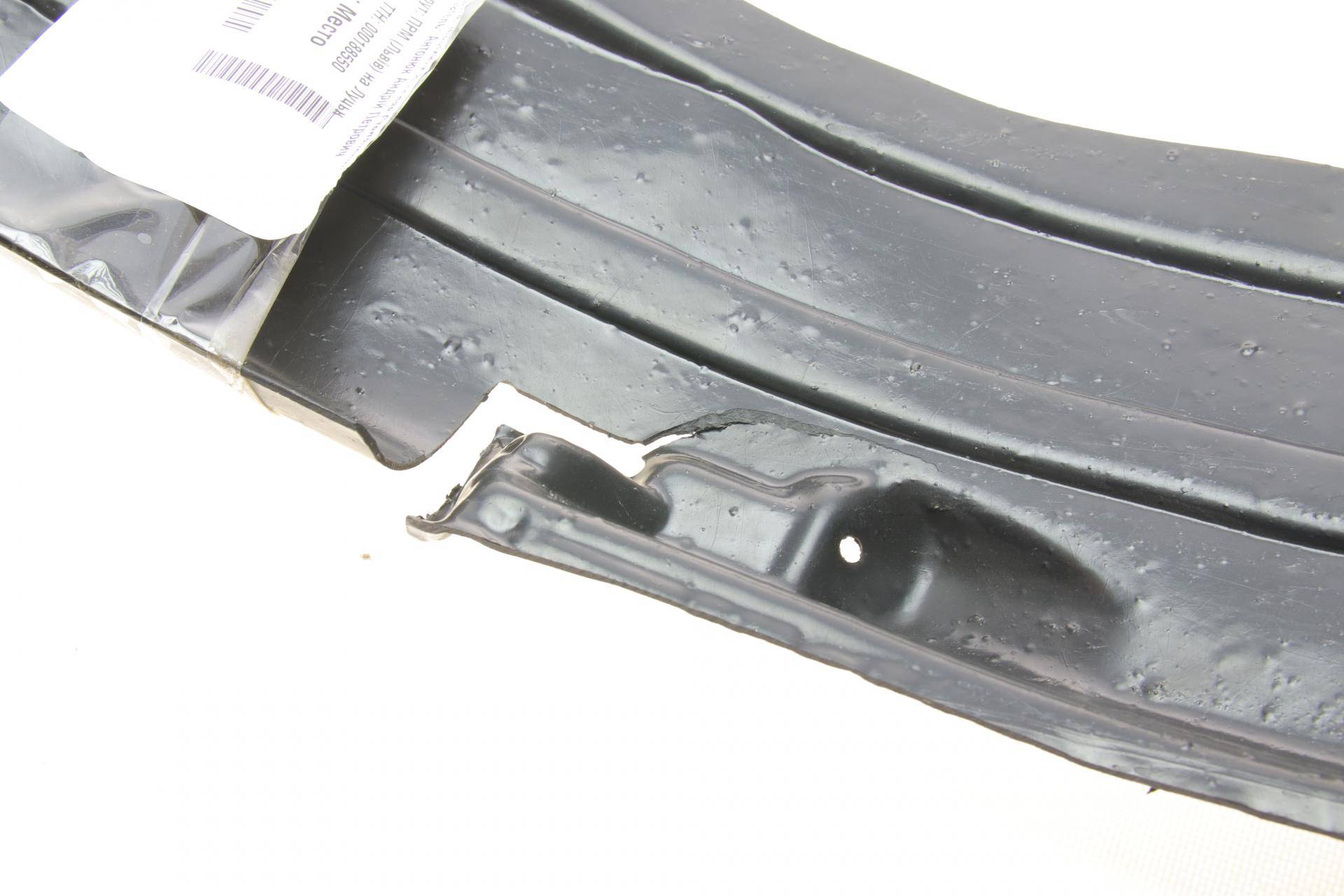 Підкрильник (передній) Renault Laguna III 07-15 (L)(незначна тріщина)