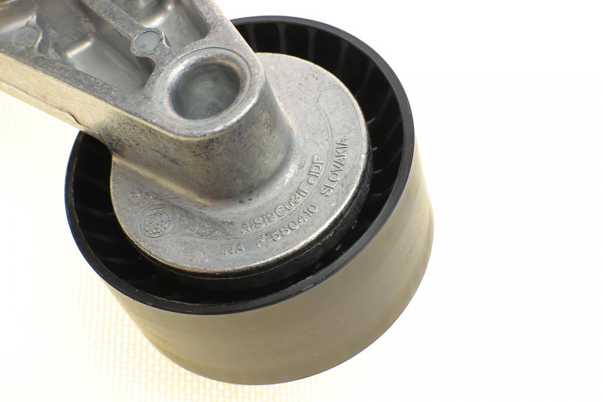 Натяжник ременя генератора BMW 5 (F10/F11)/X3 (F25) 2.0-3.0i 09-13 (70x32)