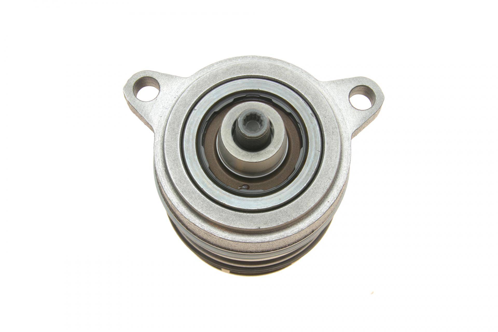 Помпа води VW T5 2.5TDI 03-09