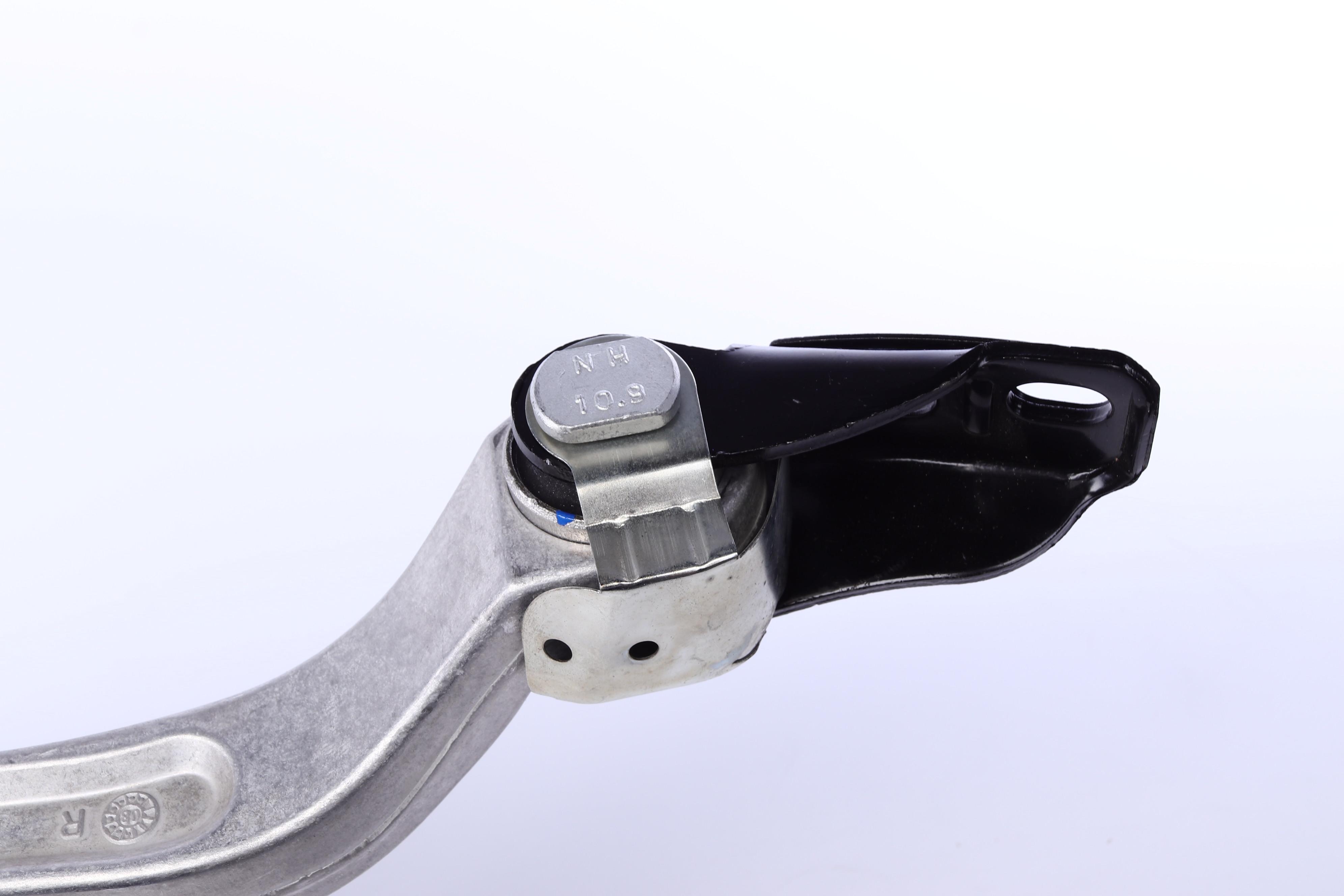 Важіль підвіски (задній/знизу) (R) MB CLS-class (C219)/E-class (S211/(W211)/SL-class (R230) 01-12