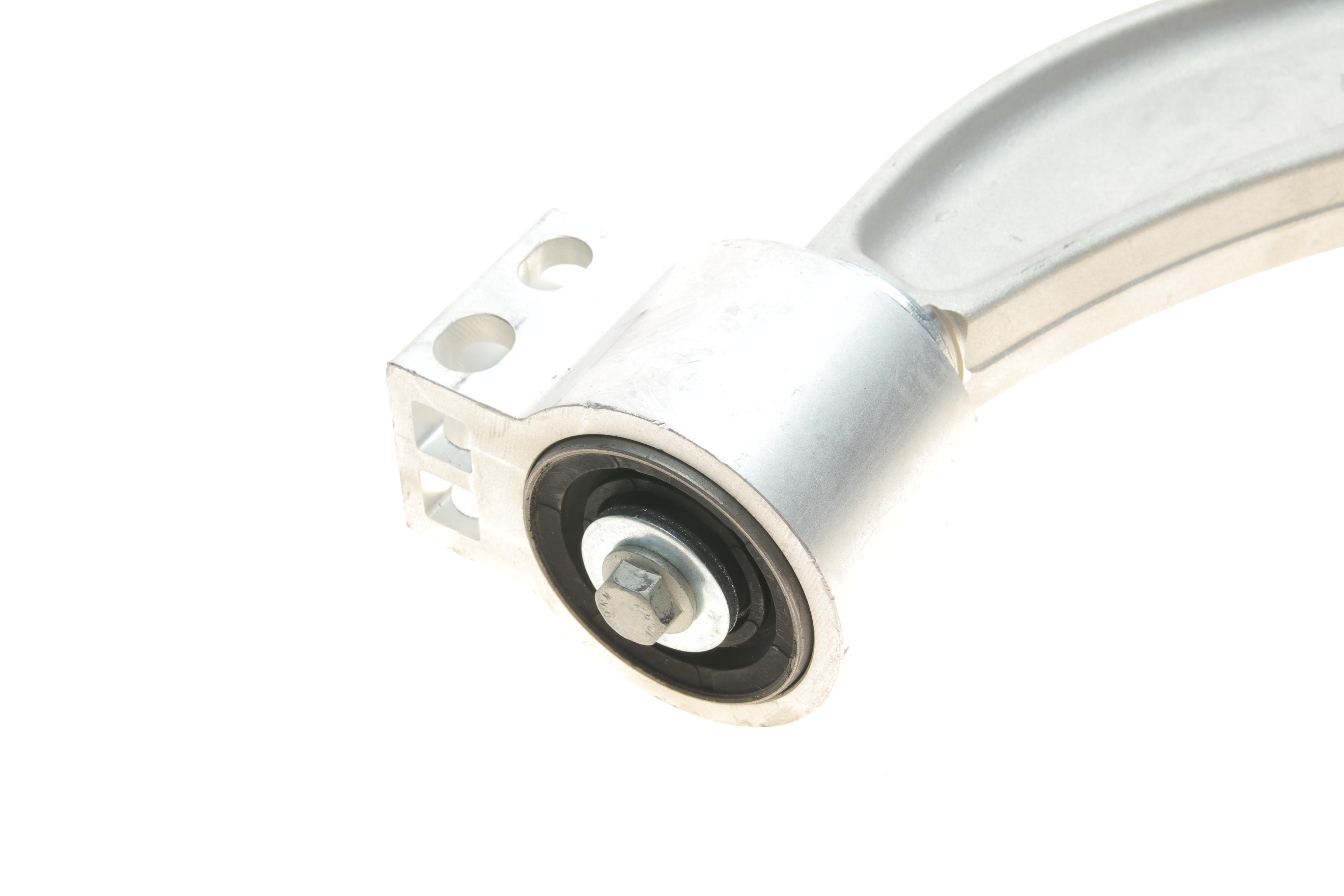 Важіль підвіски (передній) (R) Opel Insignia 08-