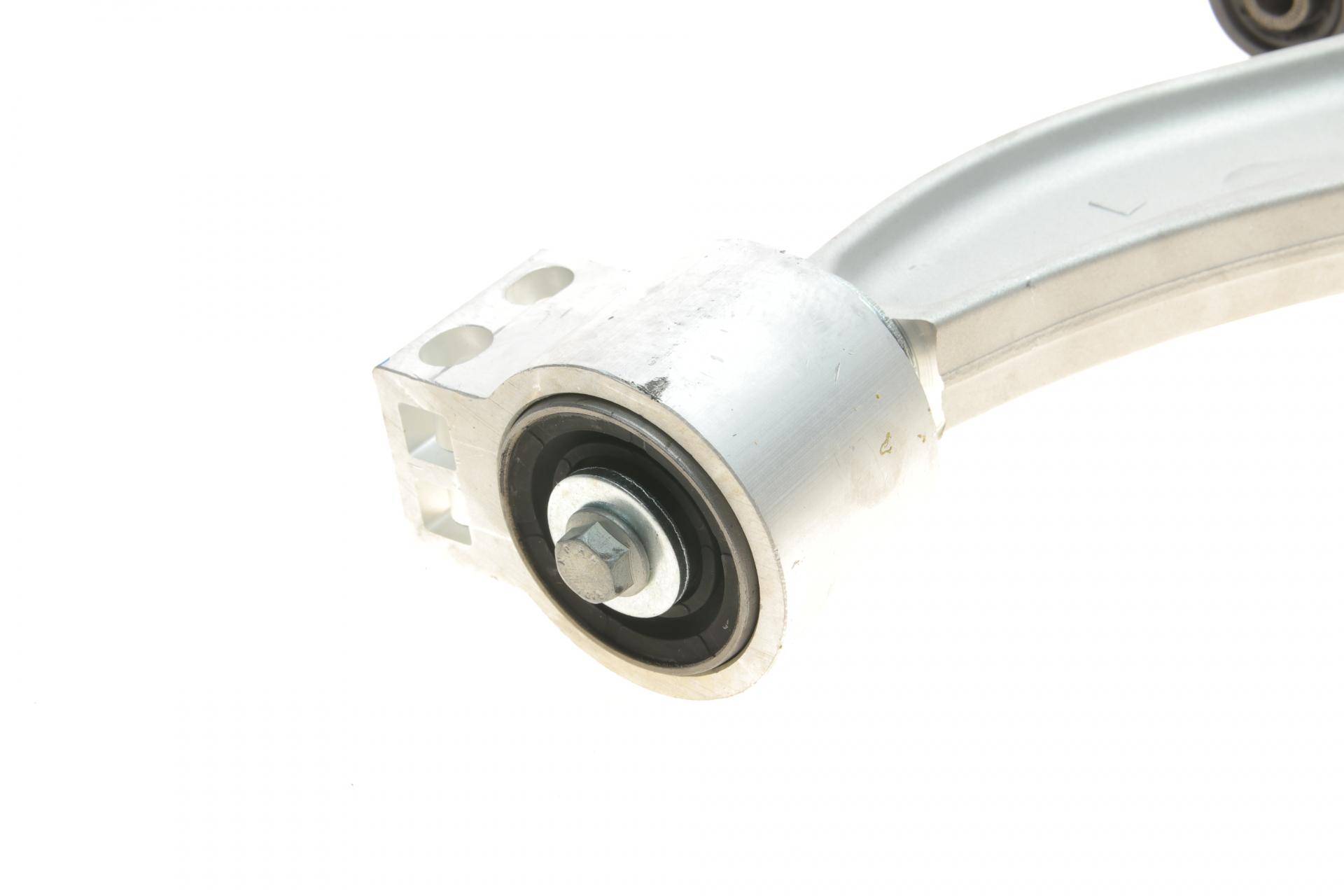 Важіль підвіски (передній) (L) Opel Insignia 08-