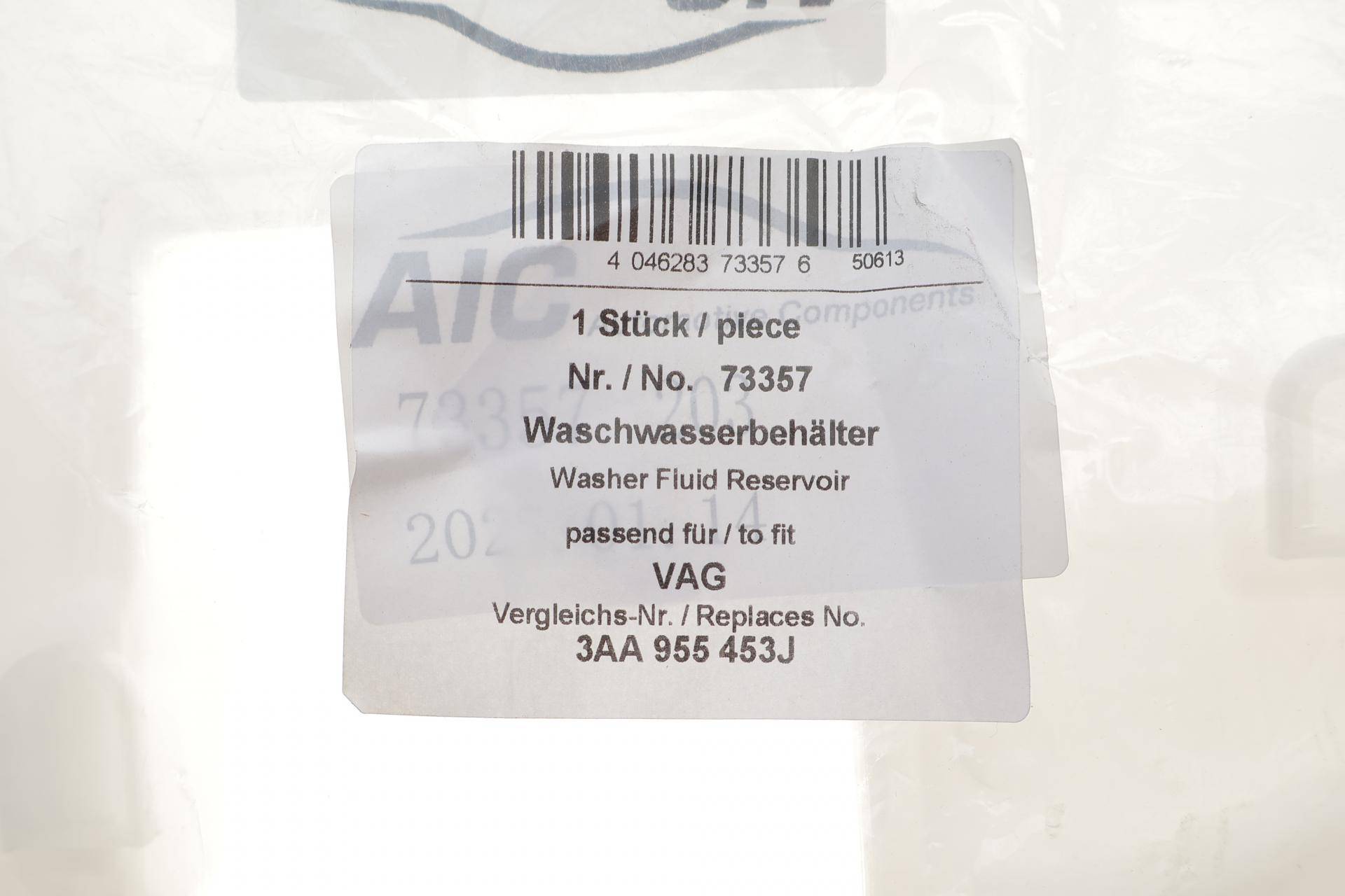 Бачок омывателя VW Passat 10-14