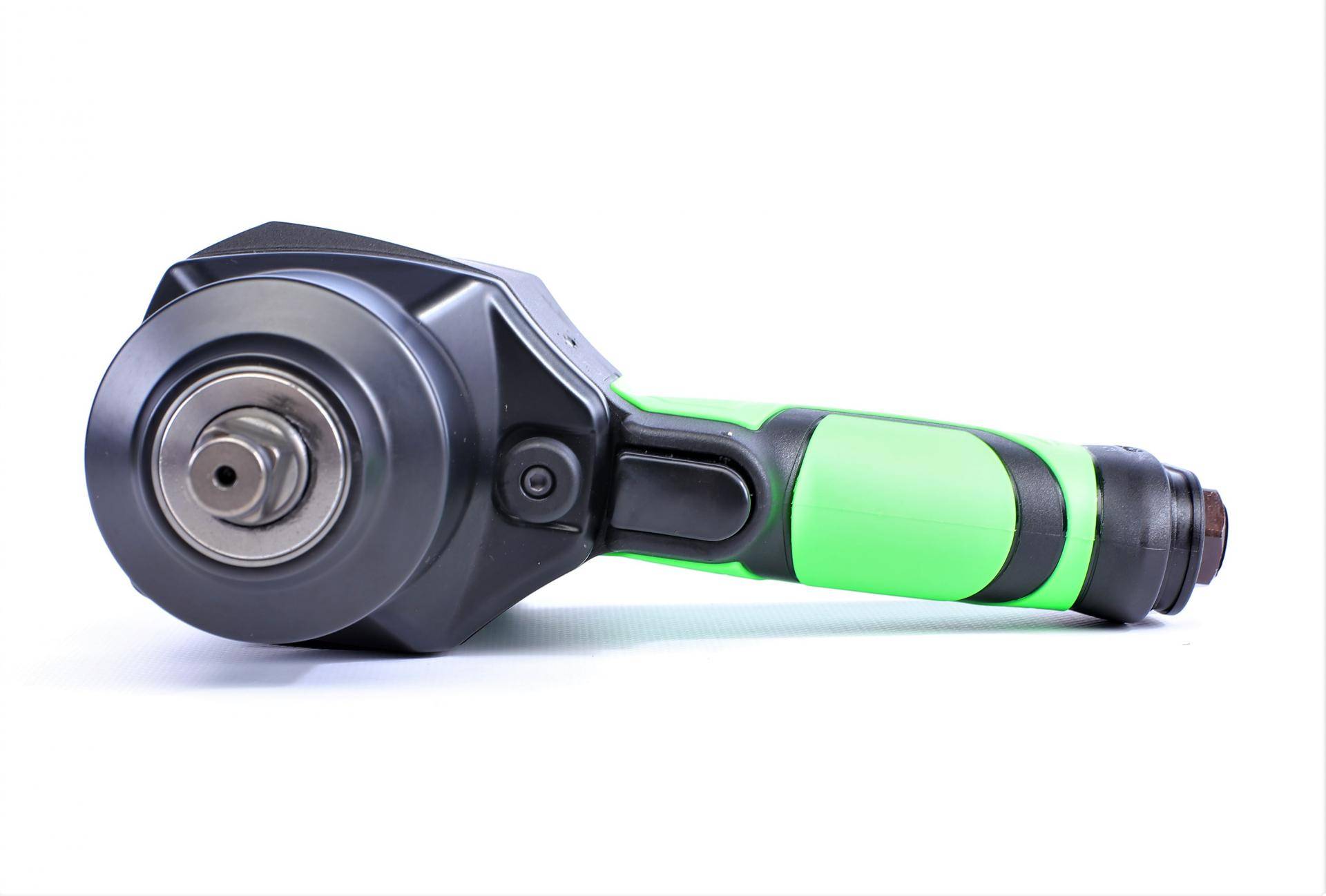 Гайкокрут пневматичний 1/2" 1950 Нм