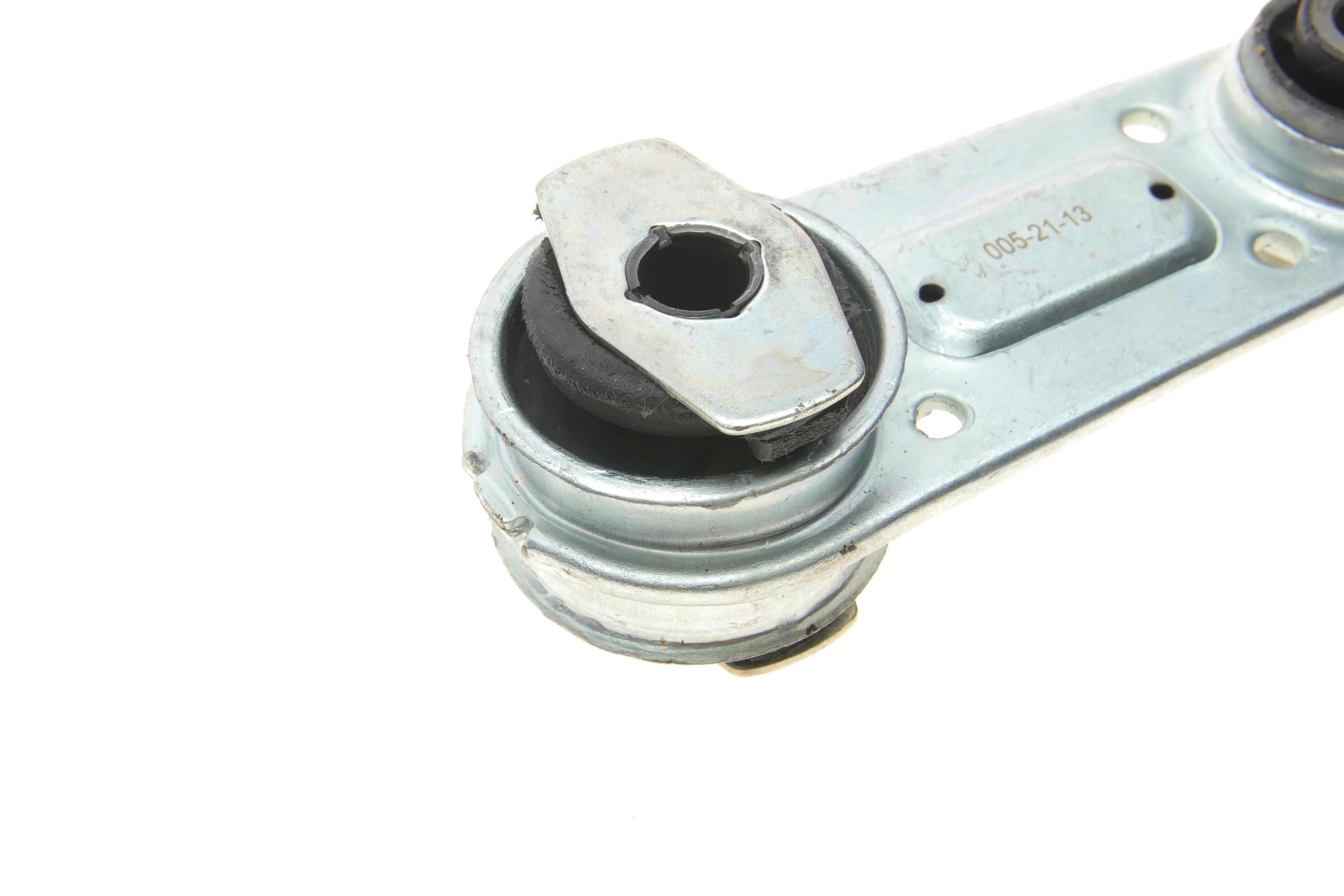 Подушка двигателя (задняя/нижняя) Renault Laguna II 1.8-3.0/1.9dCi-2.2dCi 01- (косточка)