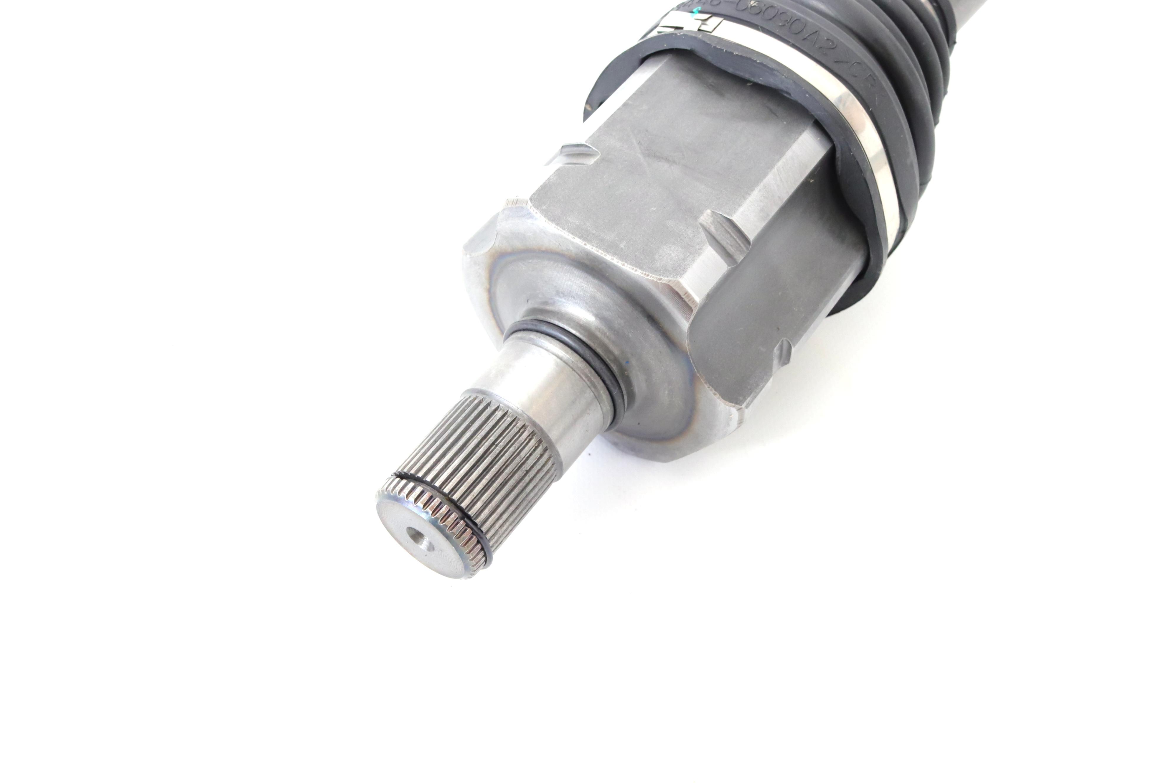 Піввісь (передня) VW Tiguan 4motion 2.0 D 07-18 (L) (36xx37x557)