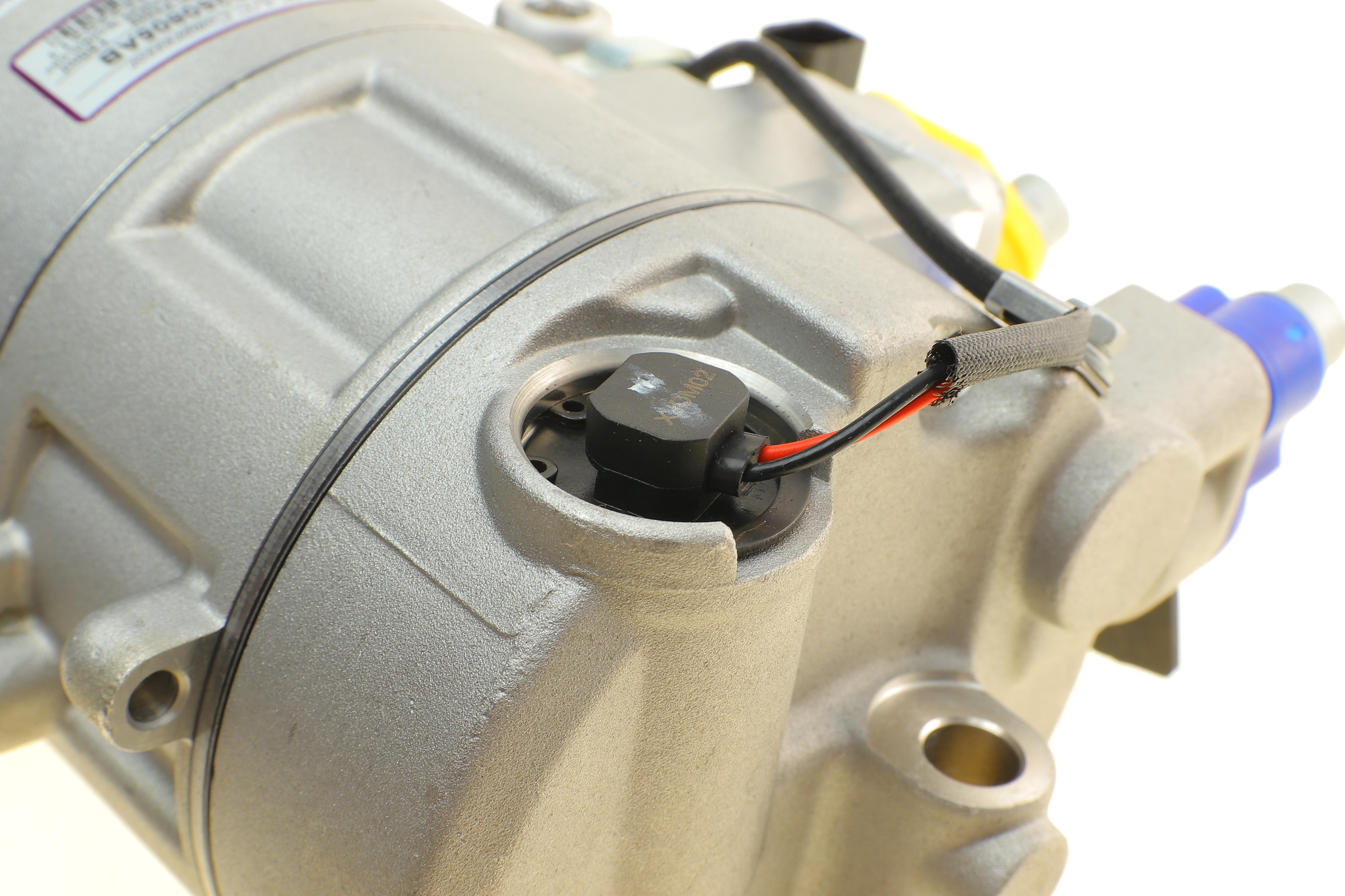 Компресор кондиціонера Audi A4/A5/A6/Q5 2.4-3.2 04-17