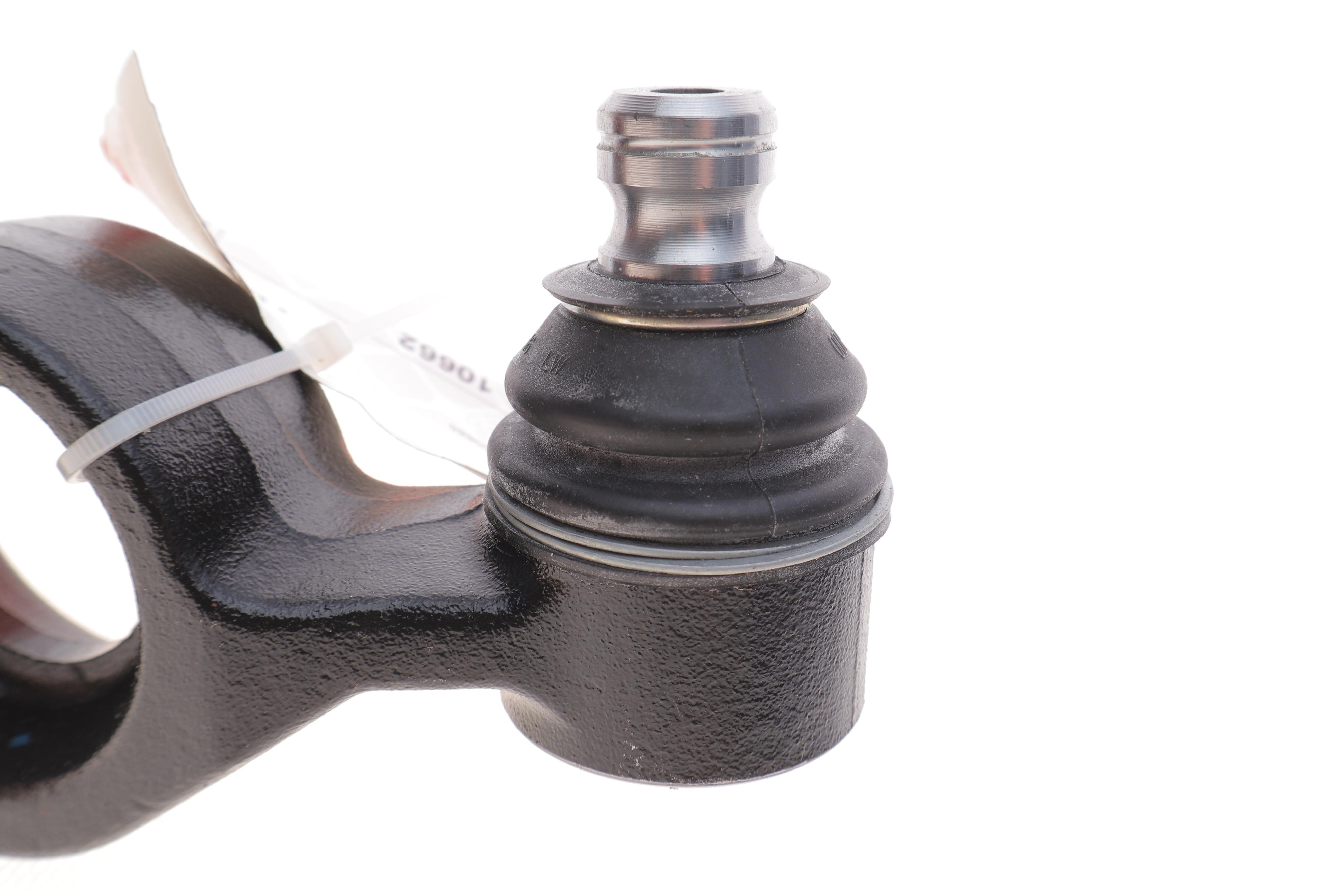 Важіль підвіски (передній/знизу) (L) Audi A6 1.8-4.2 90-97